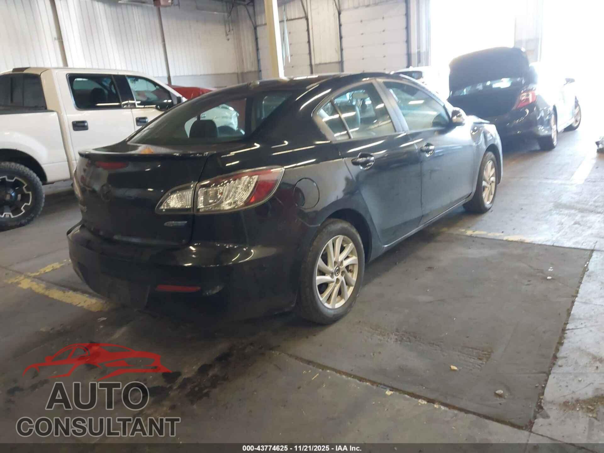 MAZDA MAZDA3 2013 - JM1BL1WP0D1761329