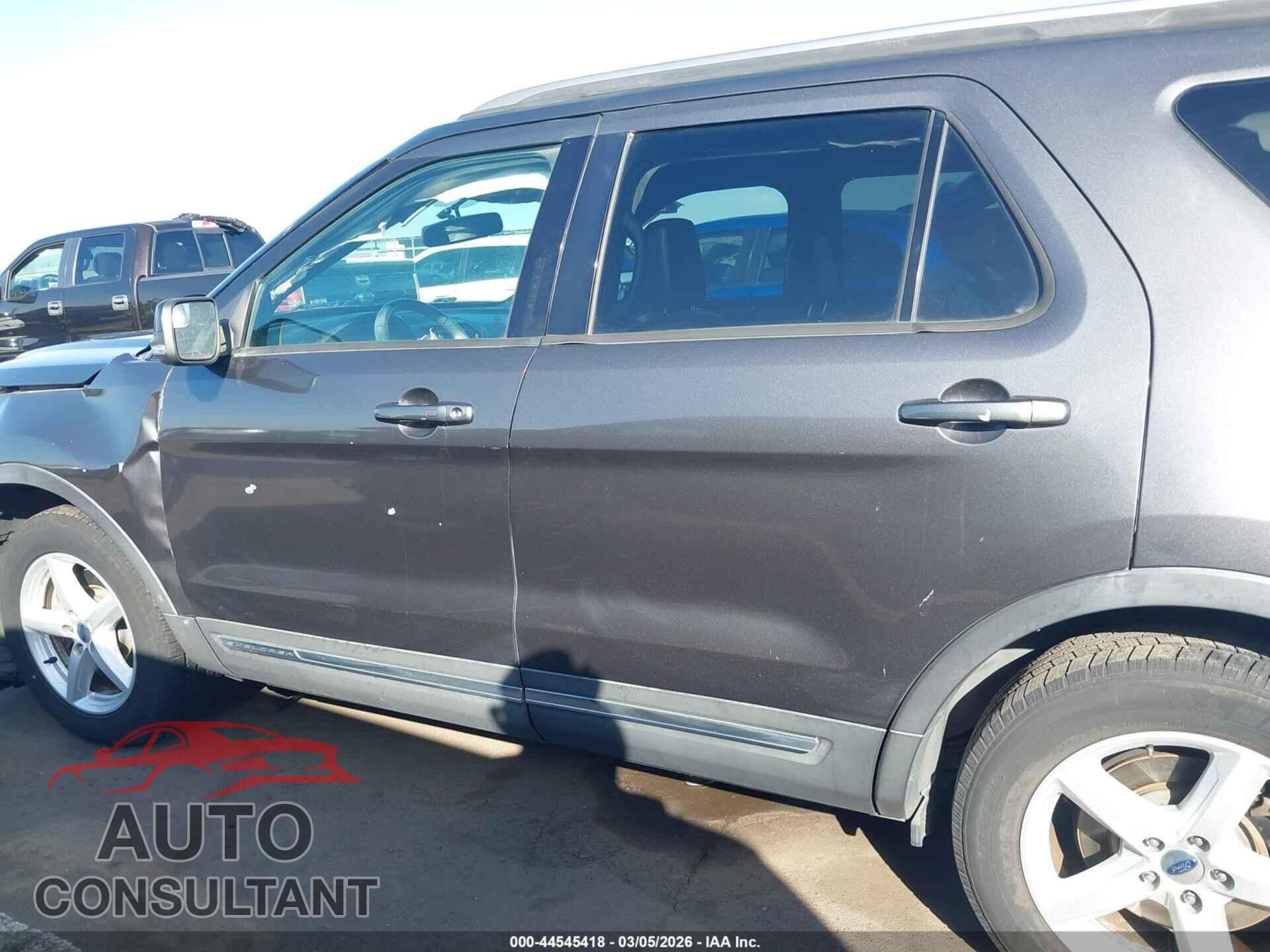 FORD EXPLORER 2018 - 1FM5K7DH7JGB90375