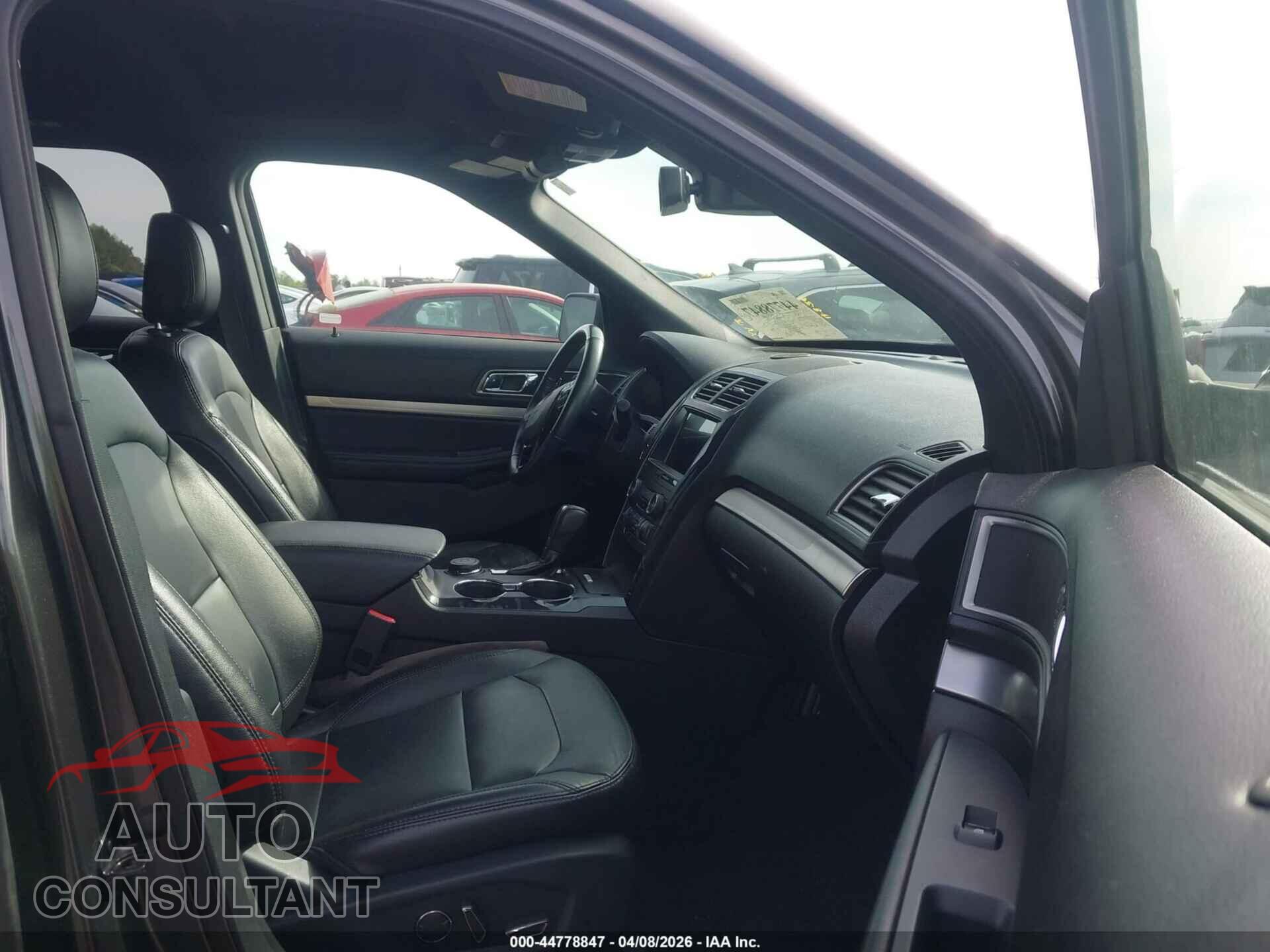 FORD EXPLORER 2018 - 1FM5K8D82JGB94002