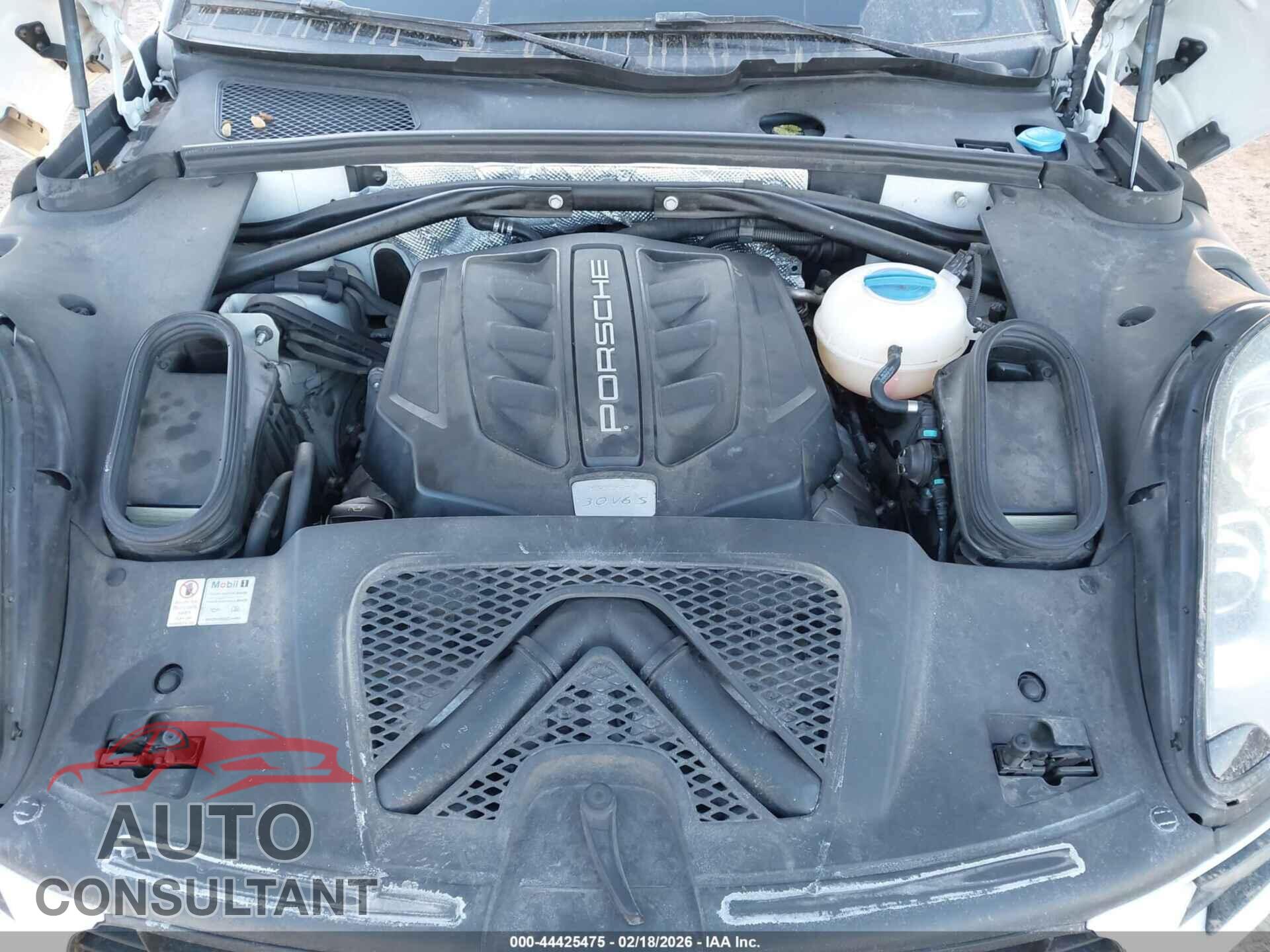 PORSCHE MACAN 2016 - WP1AB2A52GLB49828