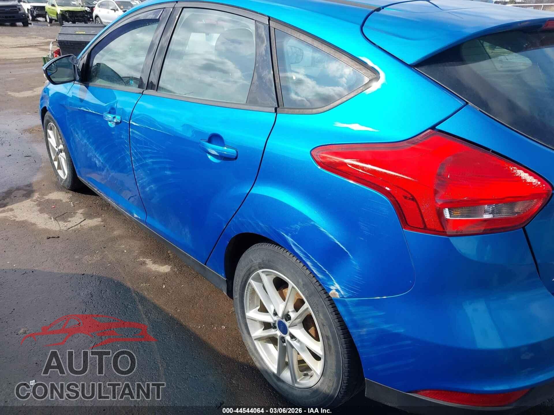FORD FOCUS 2016 - 1FADP3K29GL266936