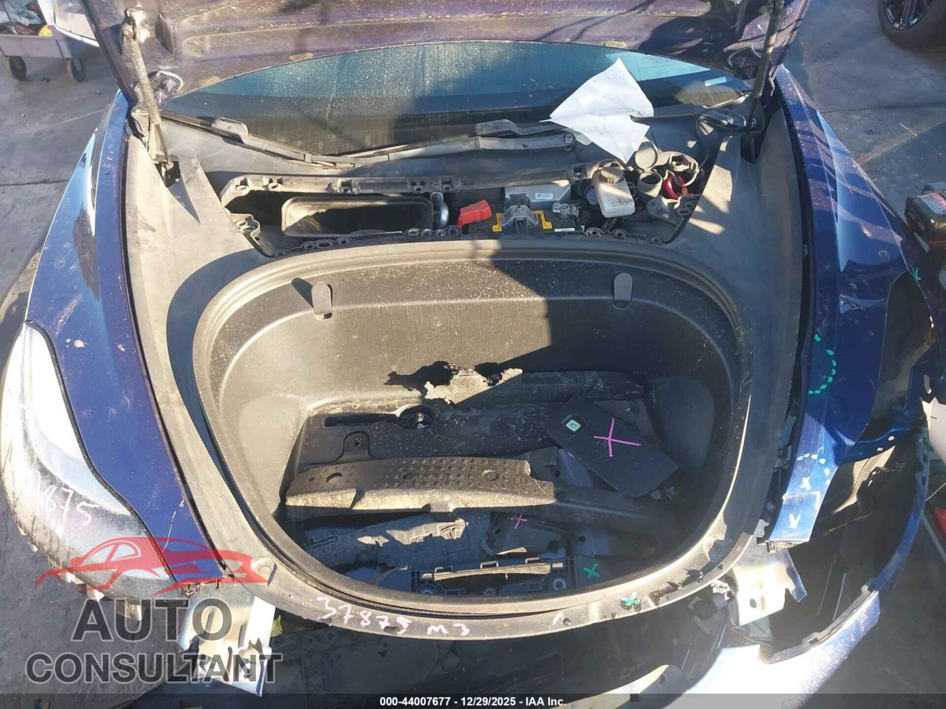 TESLA MODEL 3 2018 - 5YJ3E1EA2JF102571