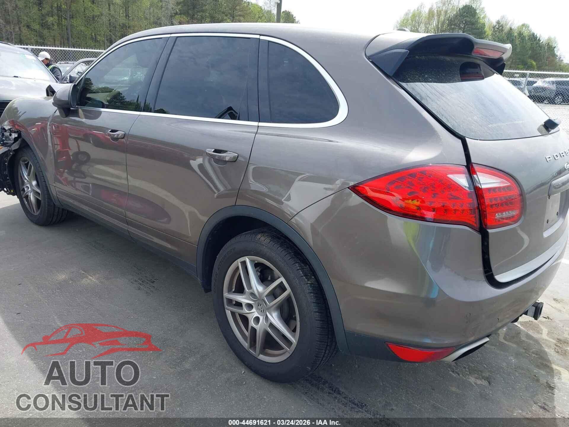 PORSCHE CAYENNE 2014 - WP1AA2A28ELA97563