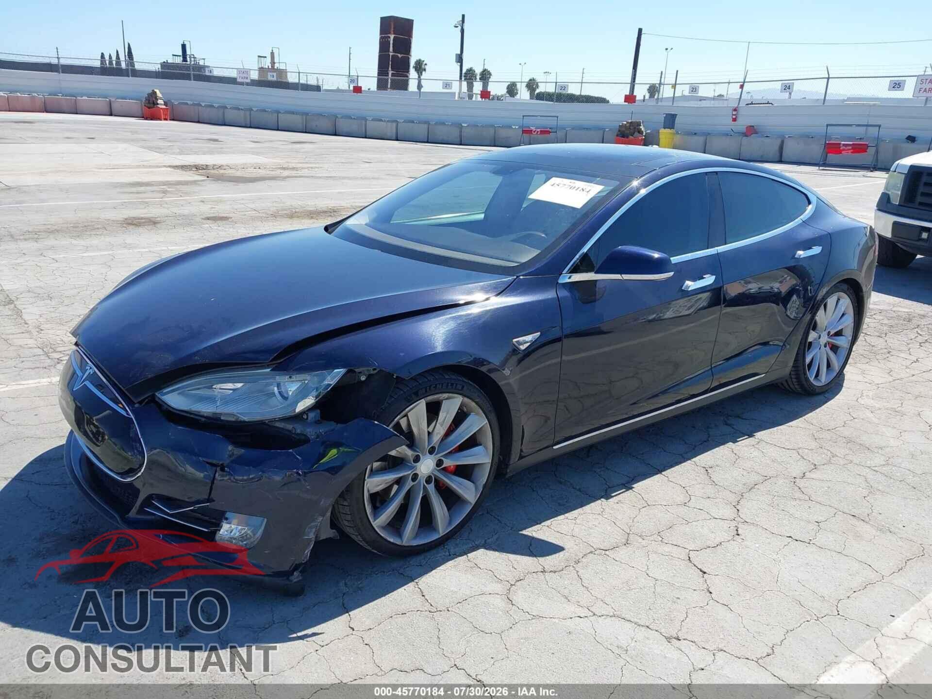 TESLA MODEL S 2013 - 5YJSA1DP6DFP07209