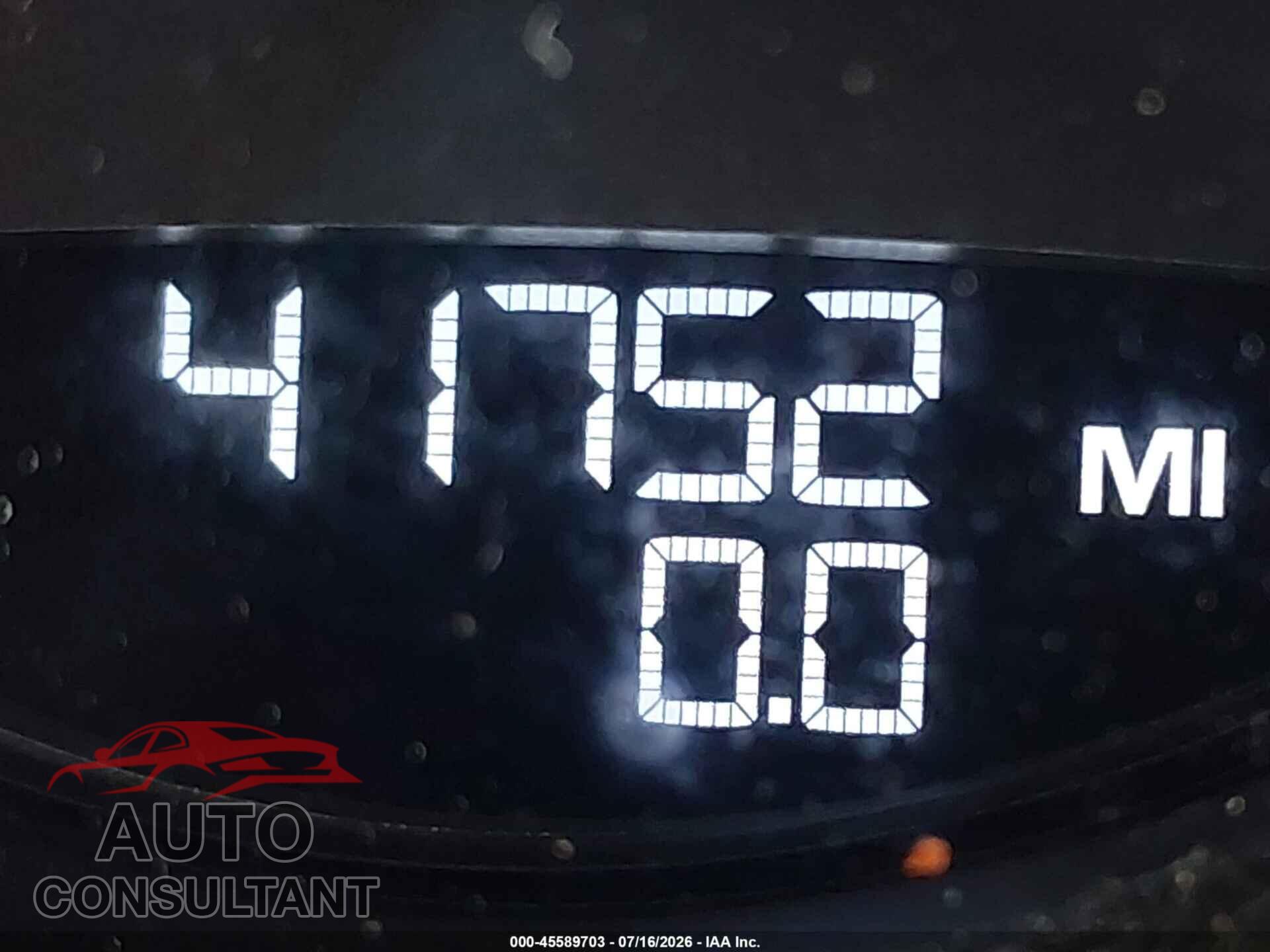 PORSCHE MACAN 2018 - WP1AA2A53JLB02401