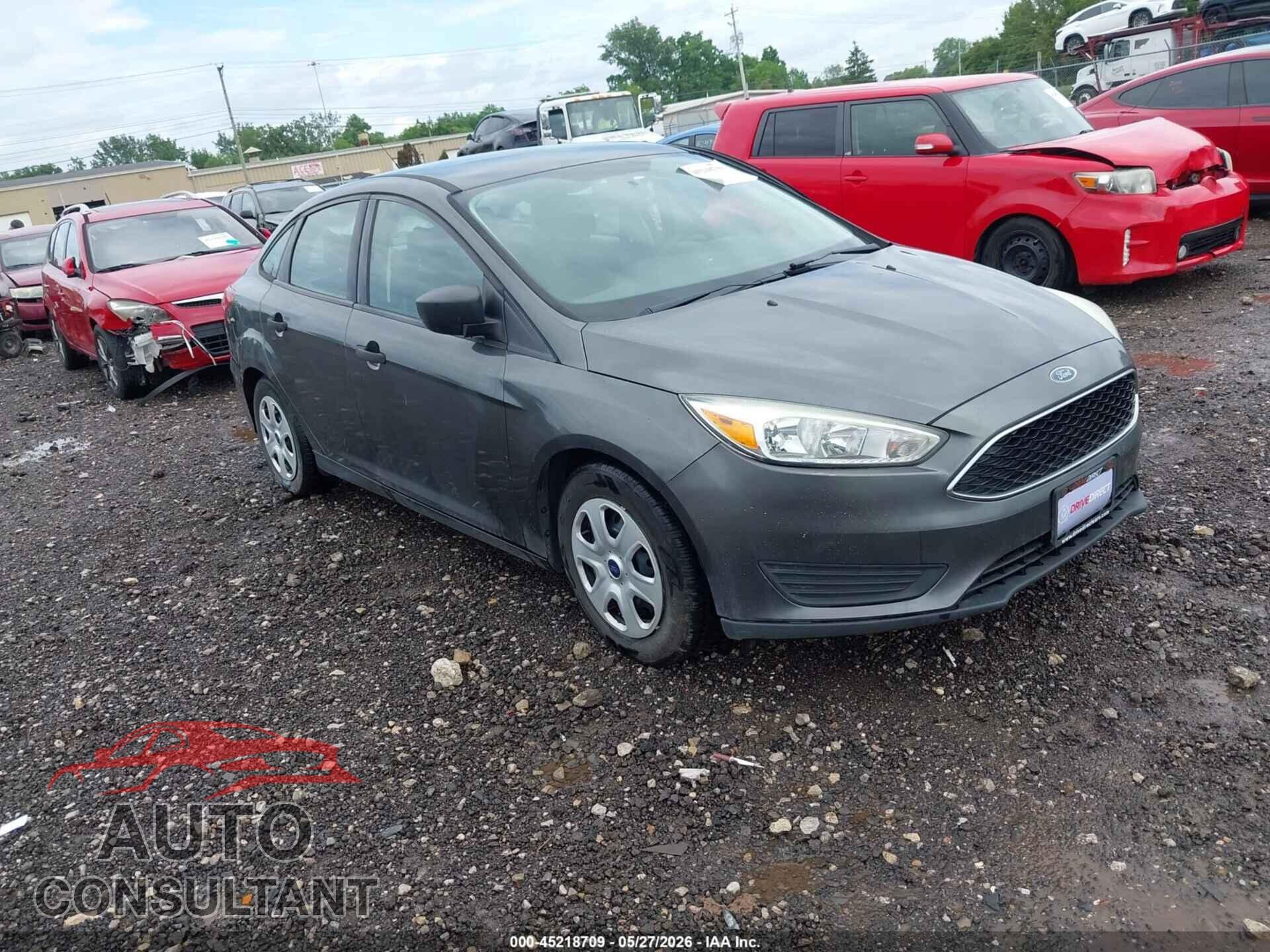 FORD FOCUS 2017 - 1FADP3E28HL255522