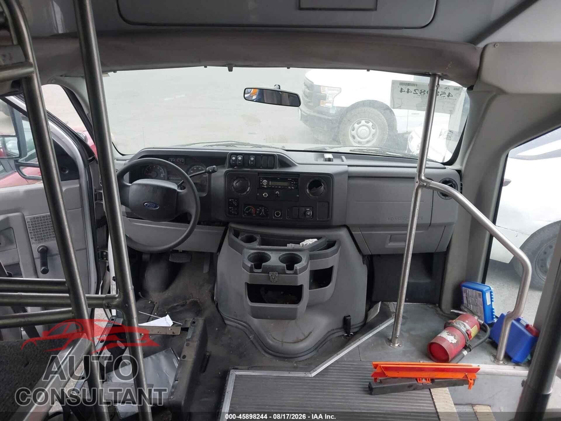 FORD E-350 CUTAWAY 2011 - 1FDEE3FS5BDA14873