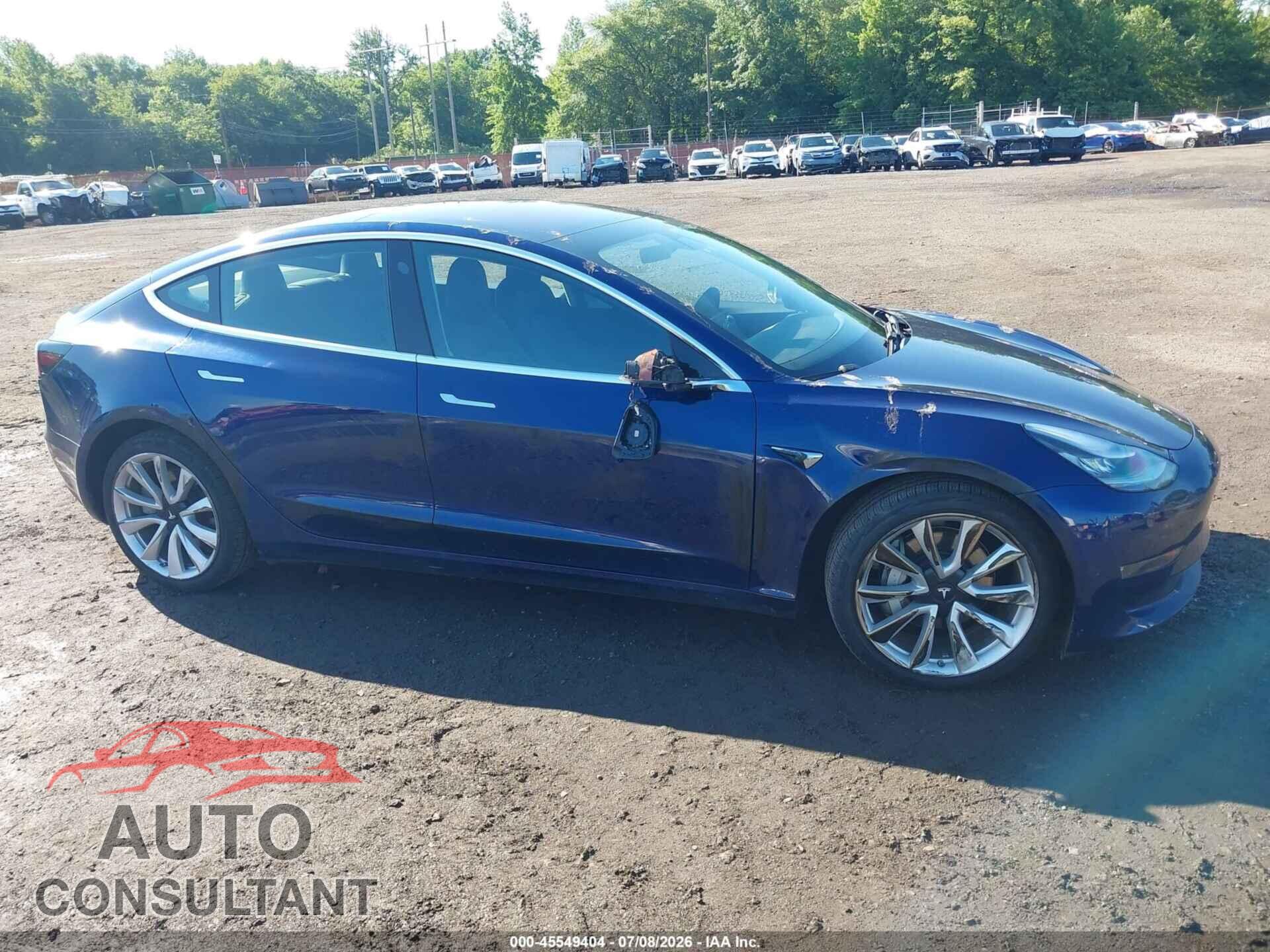 TESLA MODEL 3 2018 - 5YJ3E1EB8JF121814