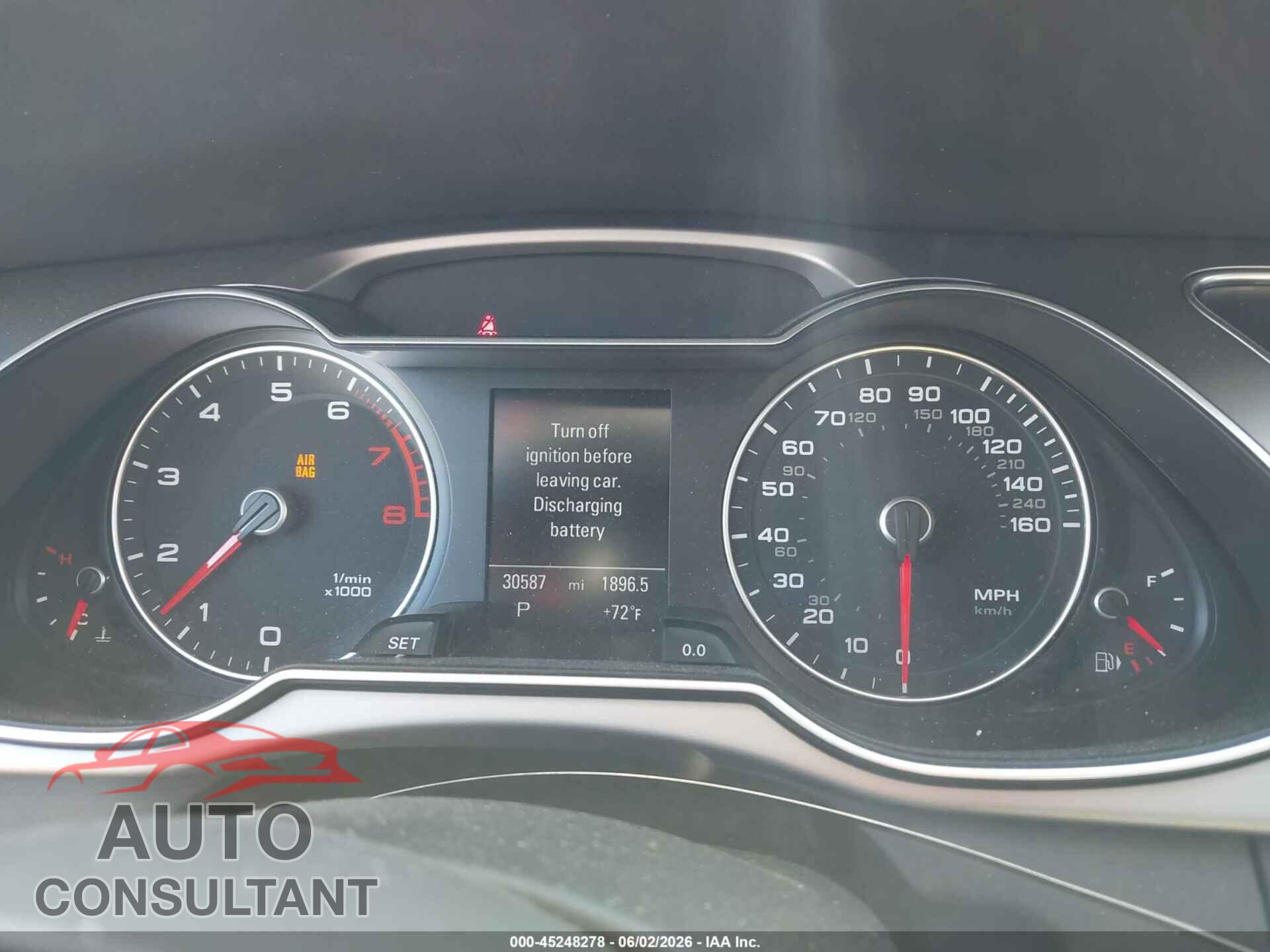 AUDI A4 2013 - WAUKFBFL5DN041654