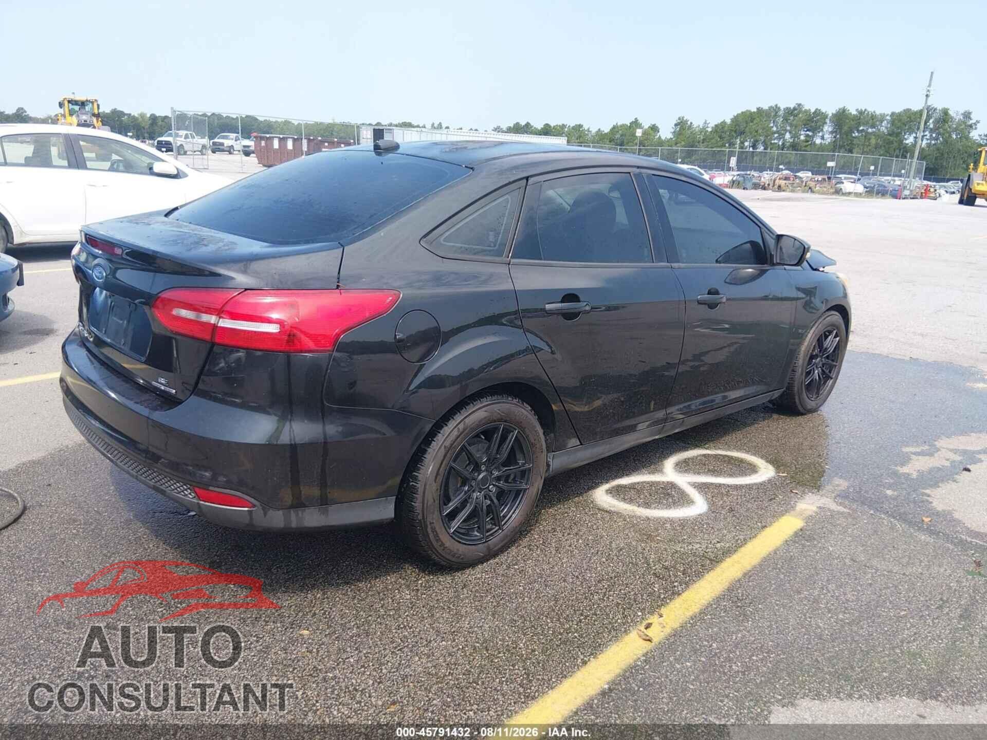 FORD FOCUS 2015 - 1FADP3F20FL252559
