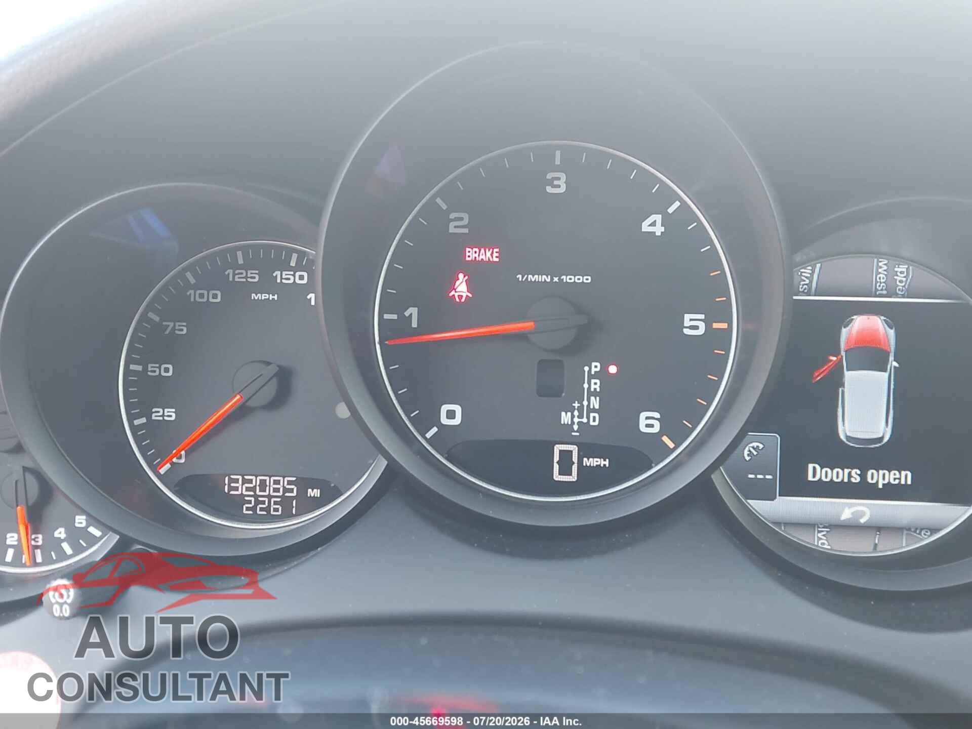 PORSCHE CAYENNE 2016 - WP1AF2A25GLA40306