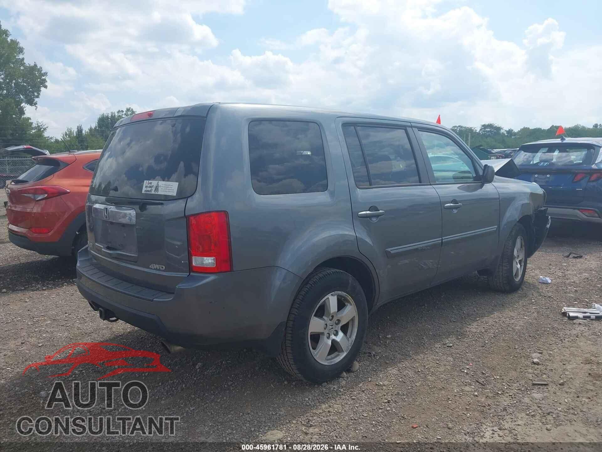 HONDA PILOT 2011 - 5FNYF4H64BB089559