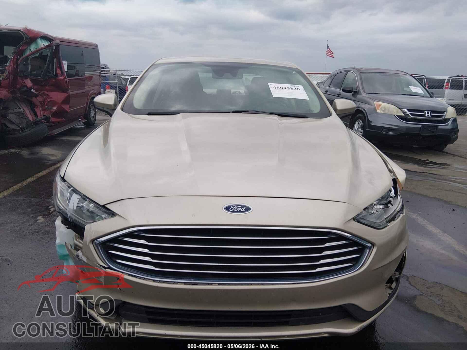 FORD FUSION HYBRID 2019 - 3FA6P0LU2KR187724