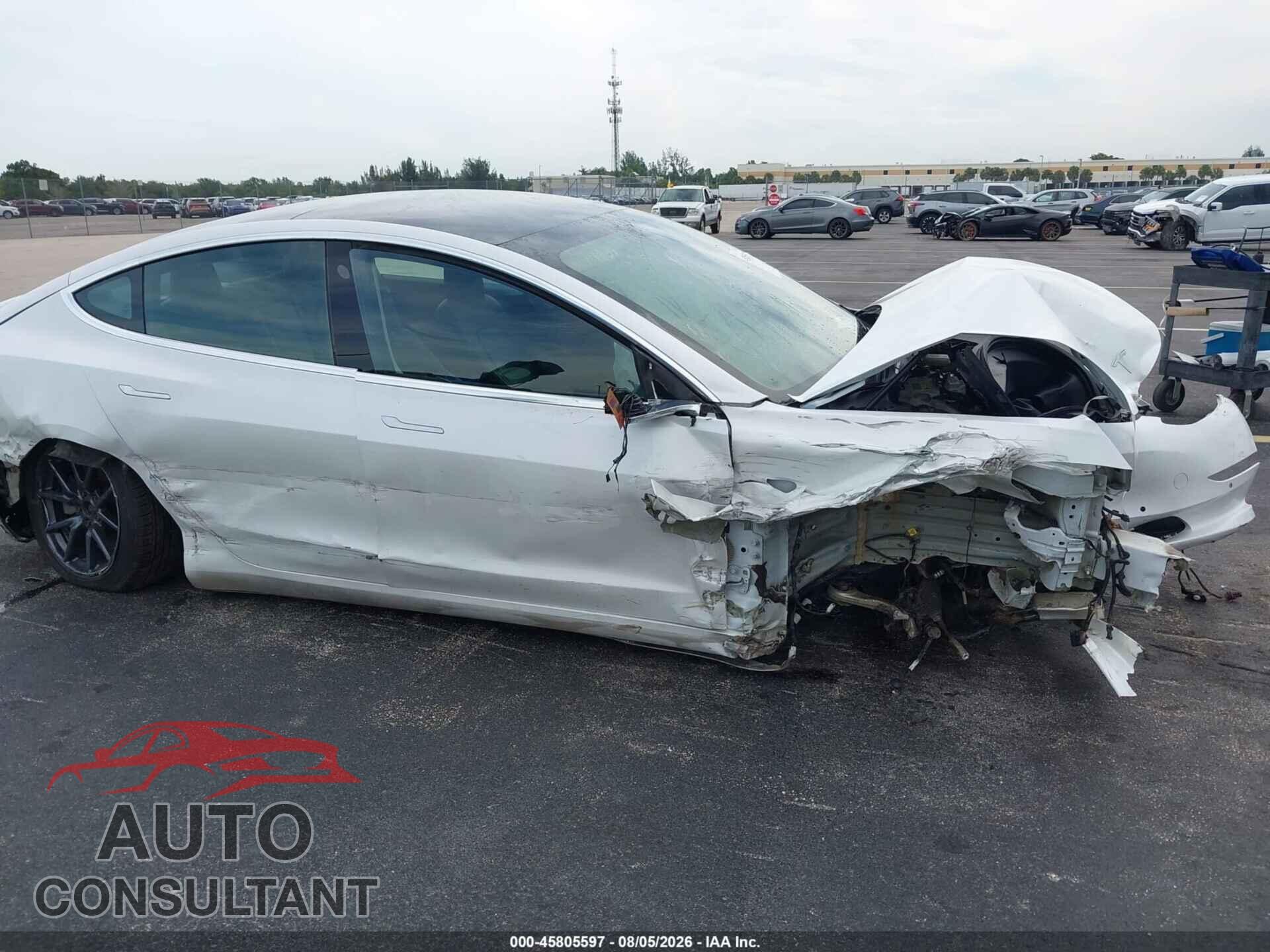 TESLA MODEL 3 2019 - 5YJ3E1EA4KF415915