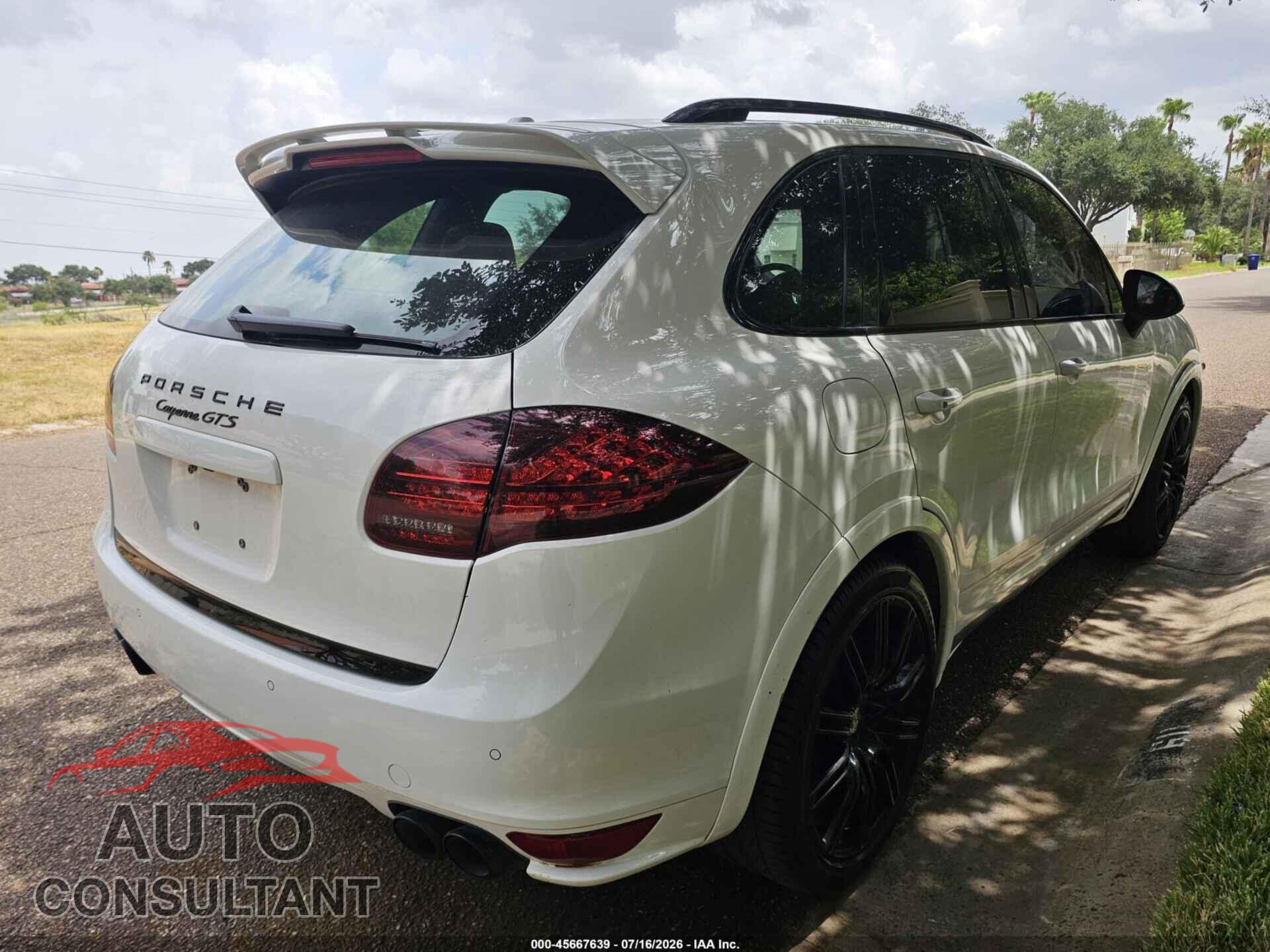 PORSCHE CAYENNE 2013 - WP1AD2A26DLA73039