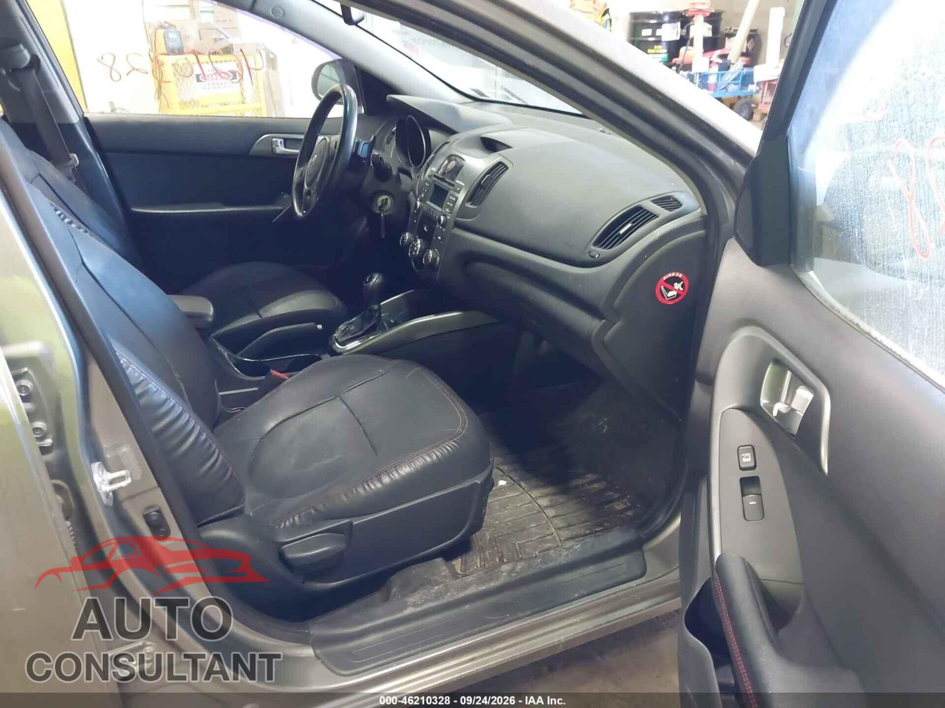 KIA FORTE 2012 - KNAFW5A33C5587894