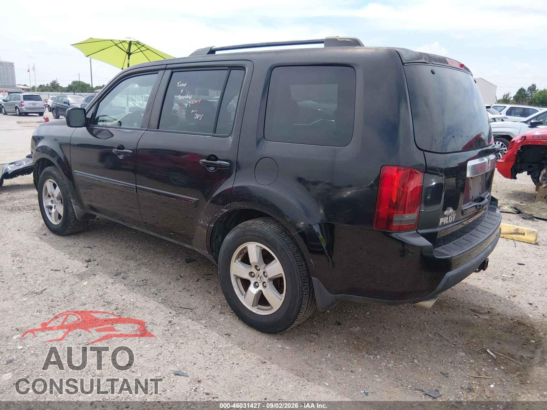 HONDA PILOT 2011 - 5FNYF3H45BB016578