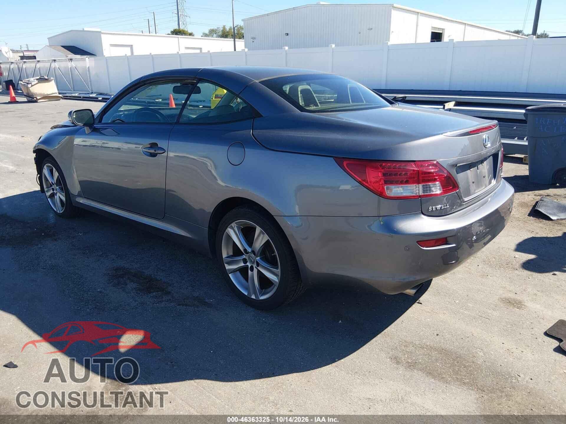 LEXUS IS 250C 2013 - JTHFF2C24D2527601