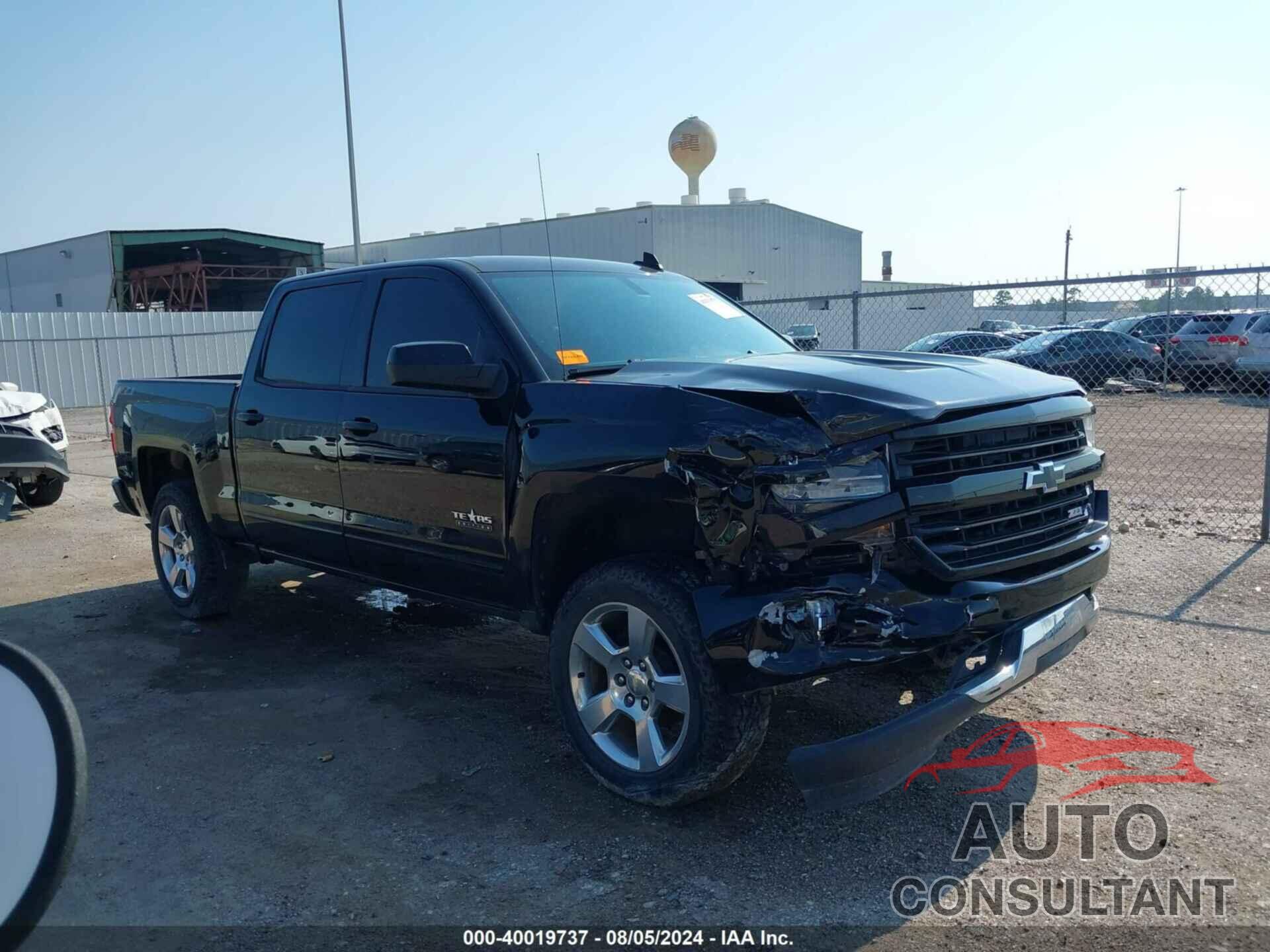 CHEVROLET SILVERADO 1500 2018 - 3GCUKREC5JG582810