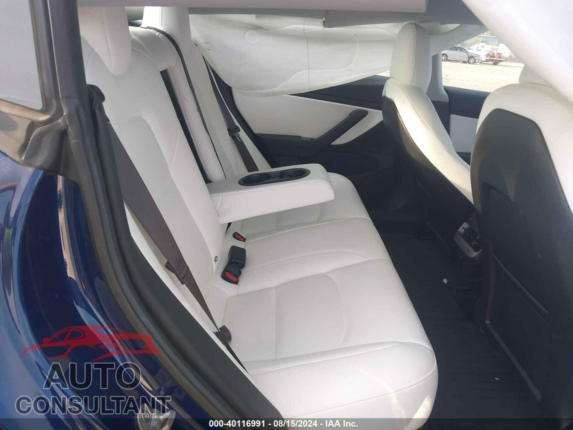 TESLA MODEL 3 2018 - 5YJ3E1EB7JF100968
