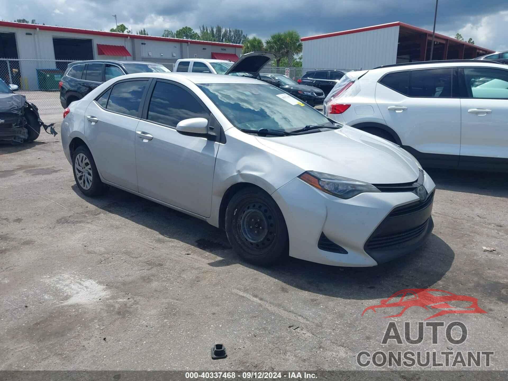 TOYOTA COROLLA 2017 - 2T1BURHE4HC848370