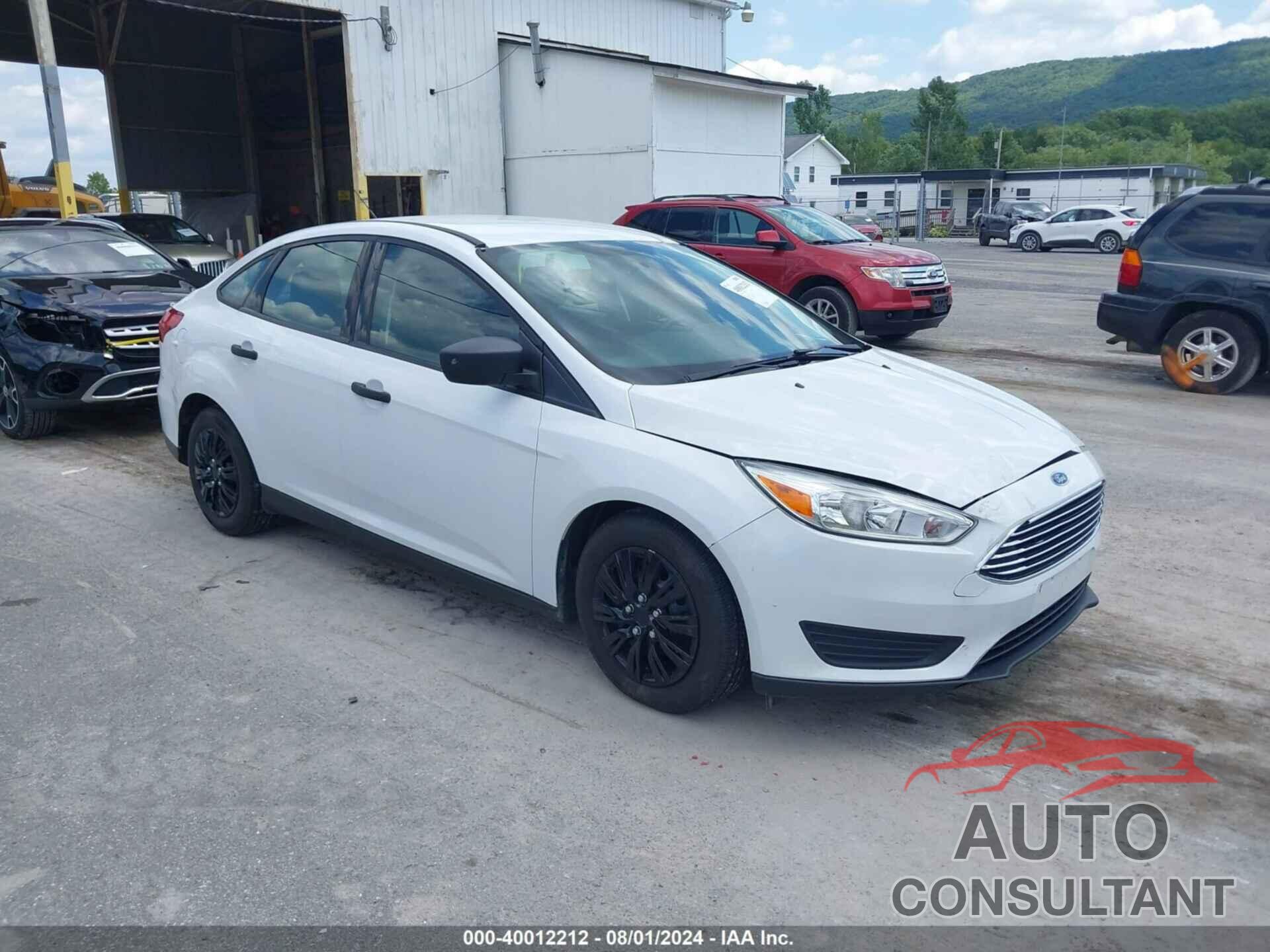 FORD FOCUS 2018 - 1FADP3E29JL210062