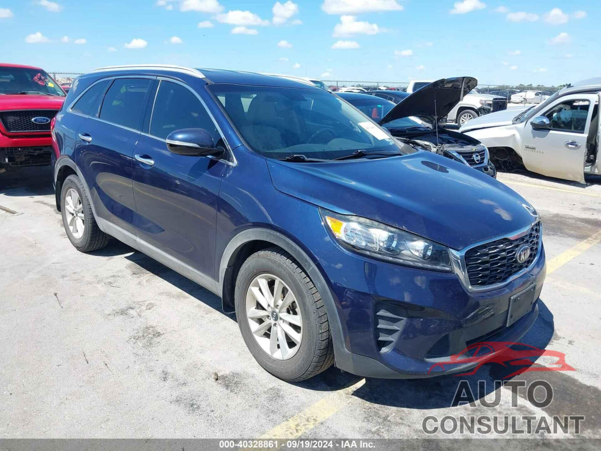 KIA SORENTO 2019 - 5XYPG4A31KG504709