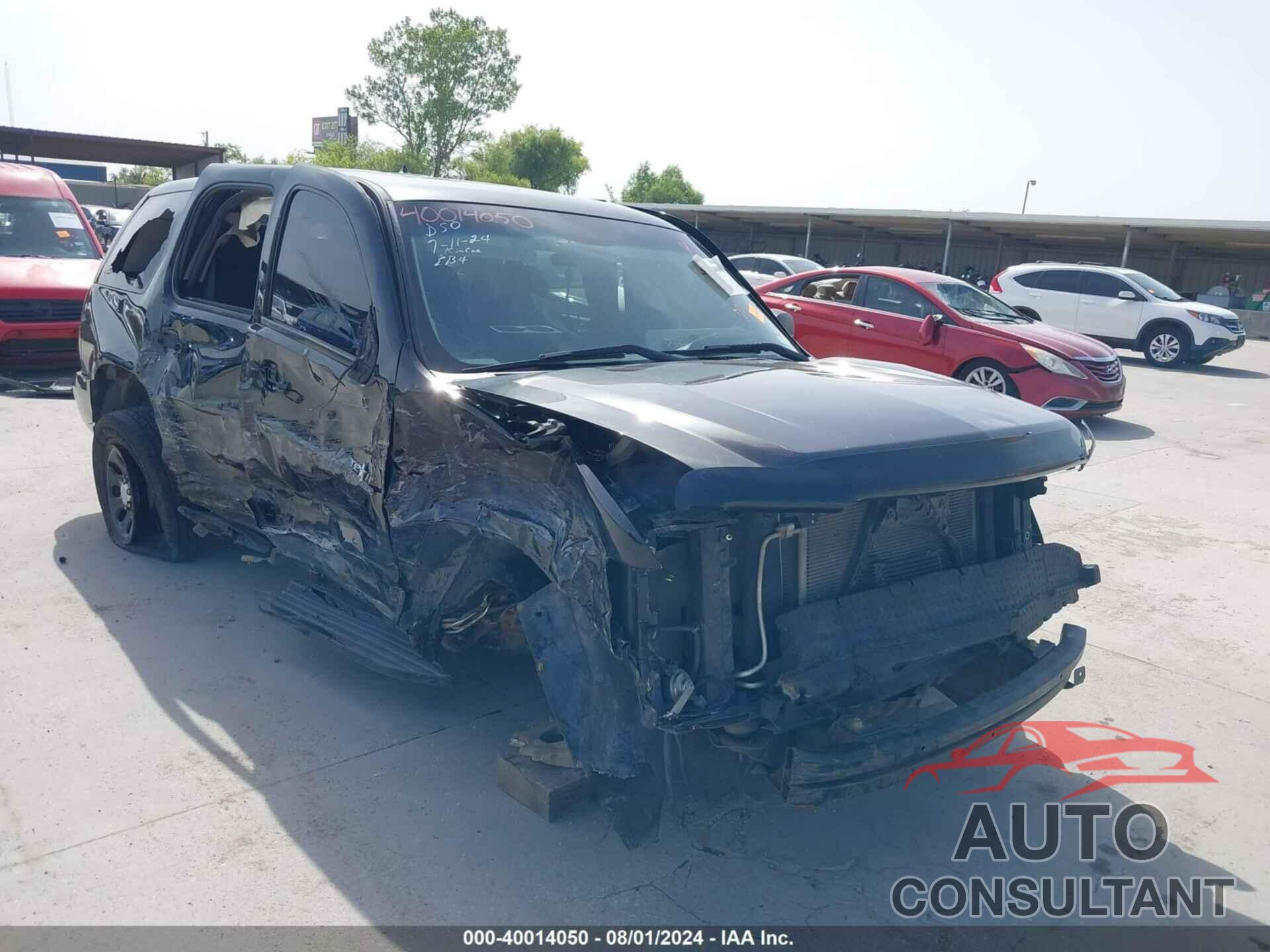 CHEVROLET TAHOE 2014 - 1GNLC2E01ER179393