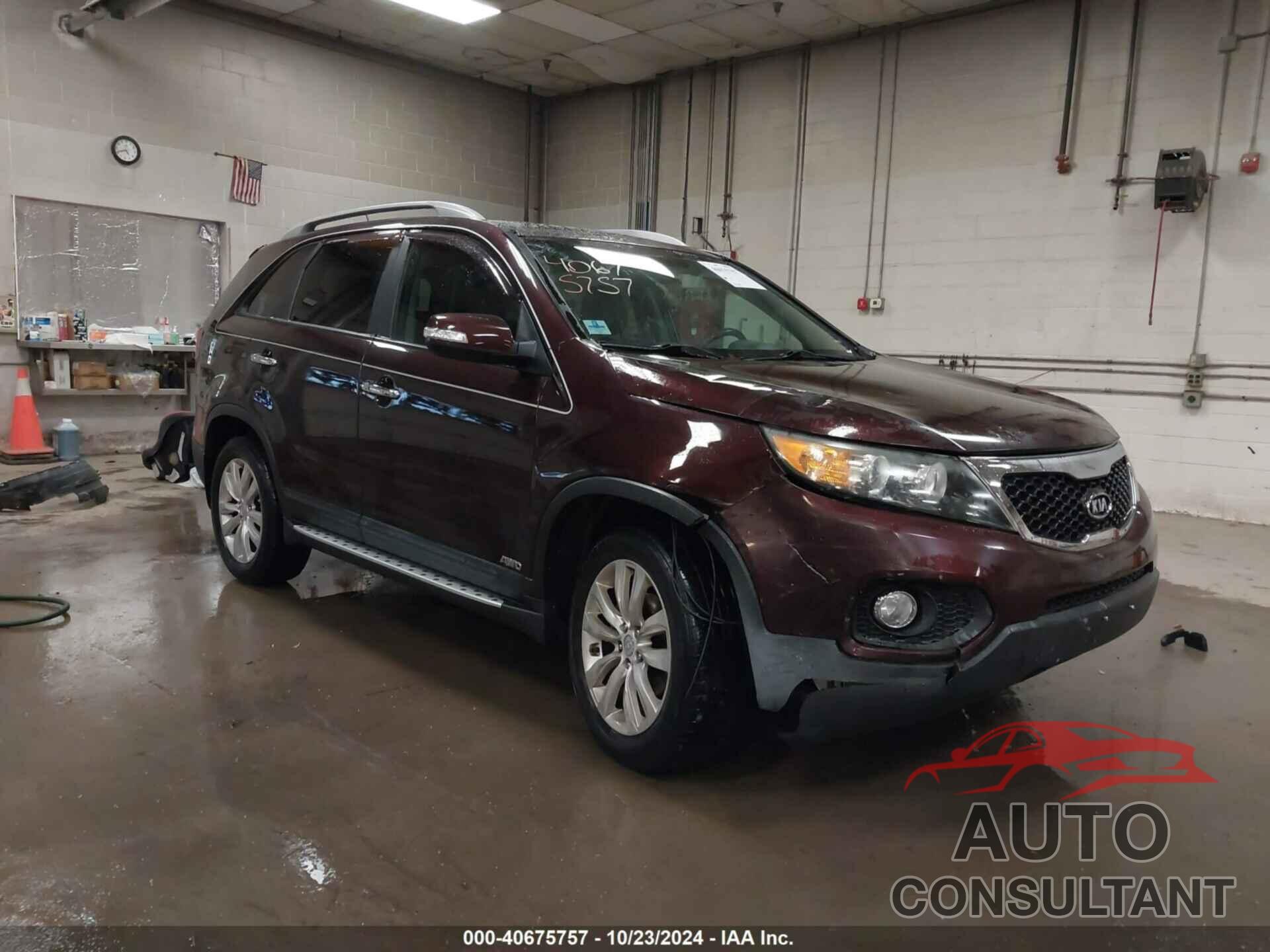 KIA SORENTO 2011 - 5XYKUDA23BG090584