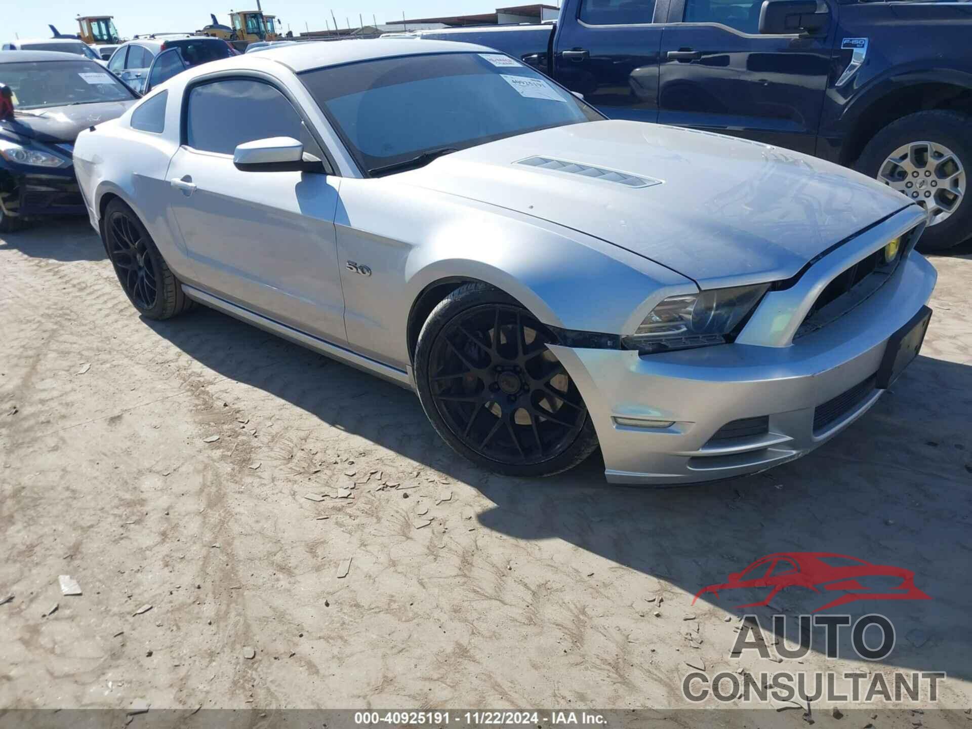 FORD MUSTANG 2013 - 1ZVBP8CF6D5200714
