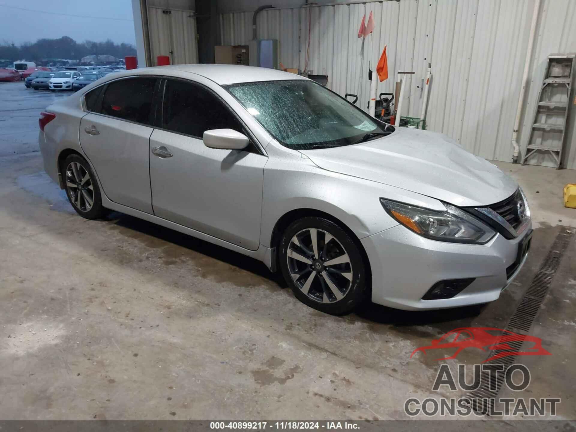 NISSAN ALTIMA 2017 - 1N4AL3AP8HC220768