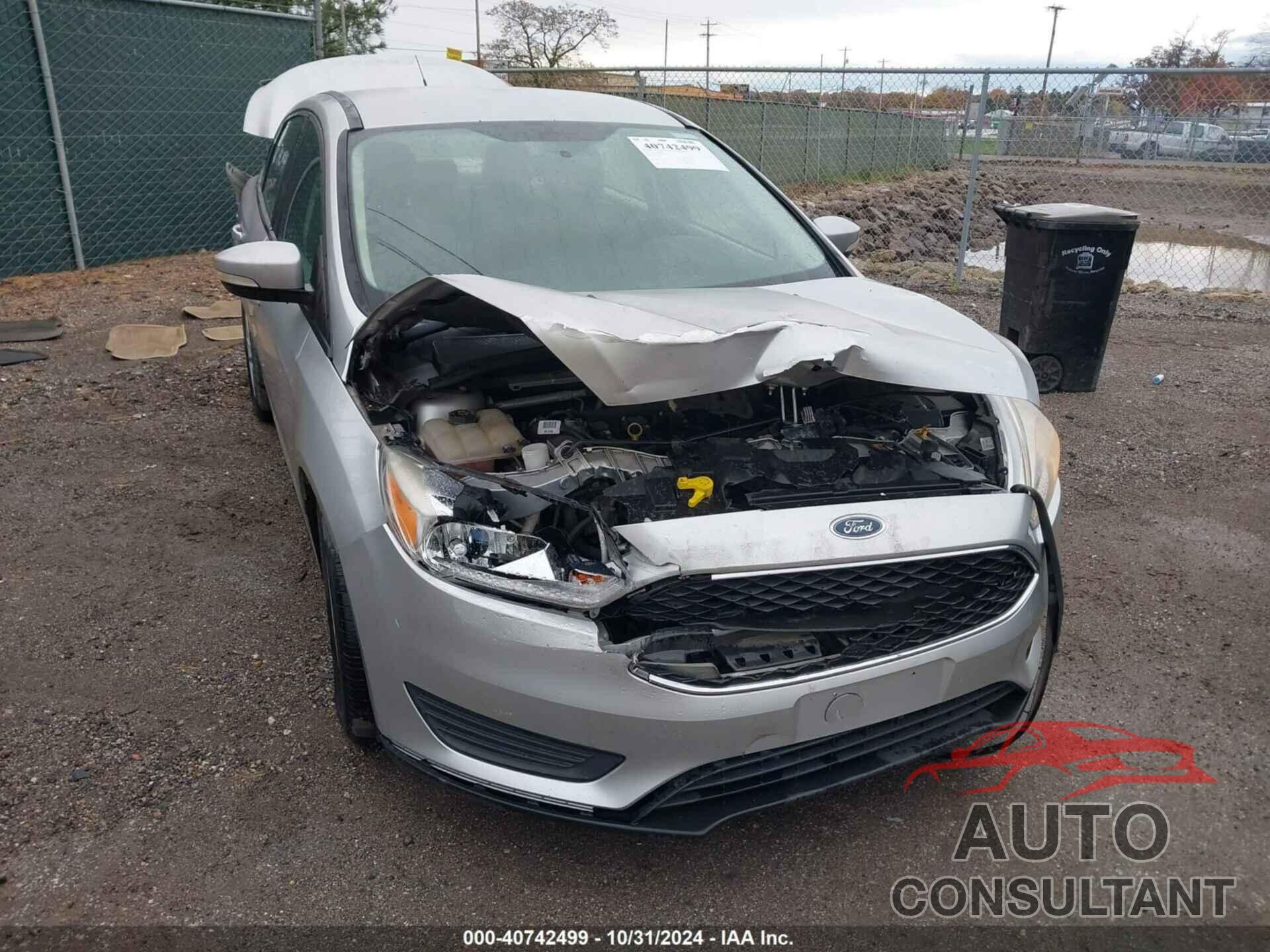 FORD FOCUS 2017 - 1FADP3F22HL267549