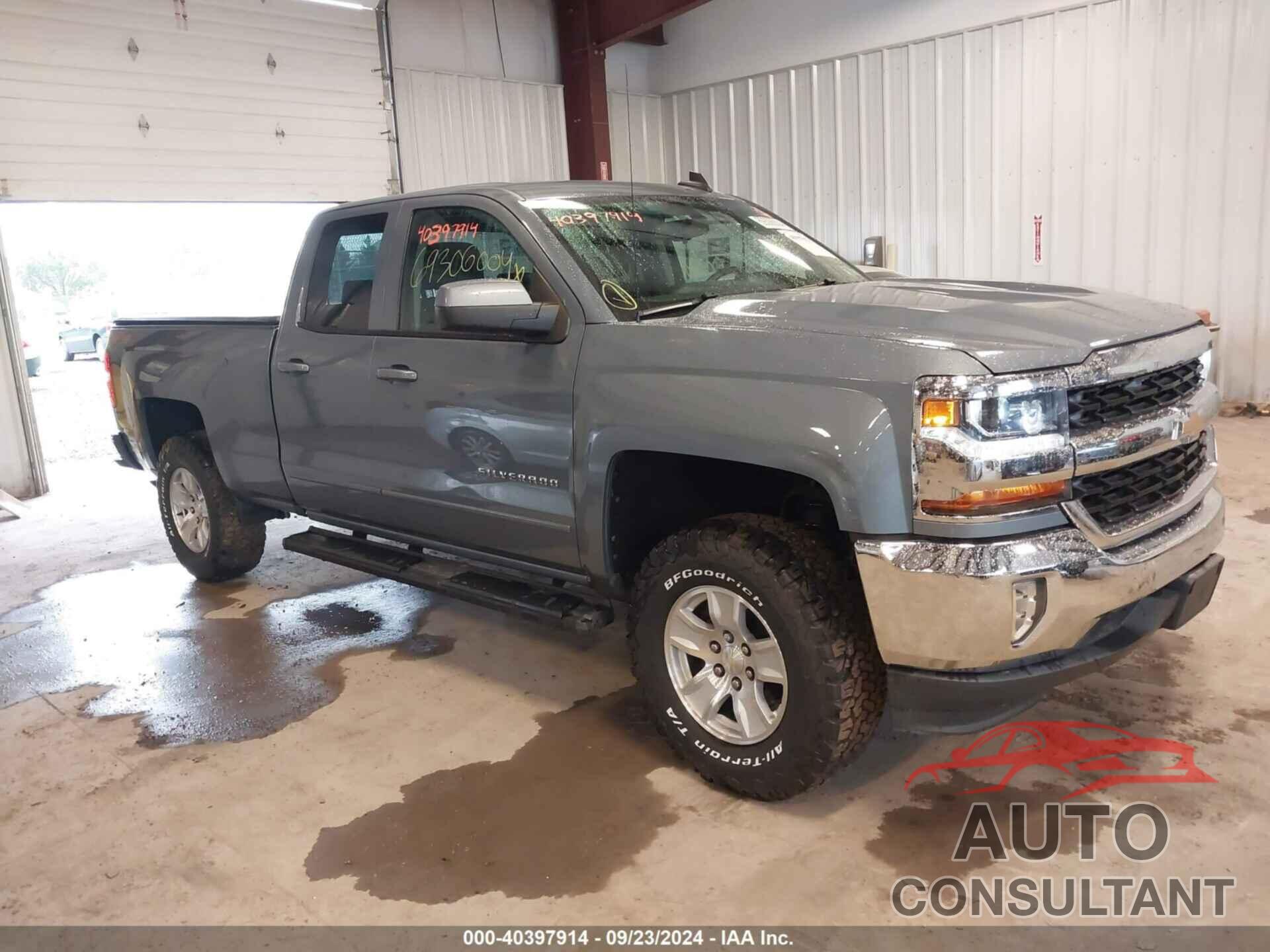 CHEVROLET SILVERADO 1500 2016 - 1GCVKREC1GZ297485