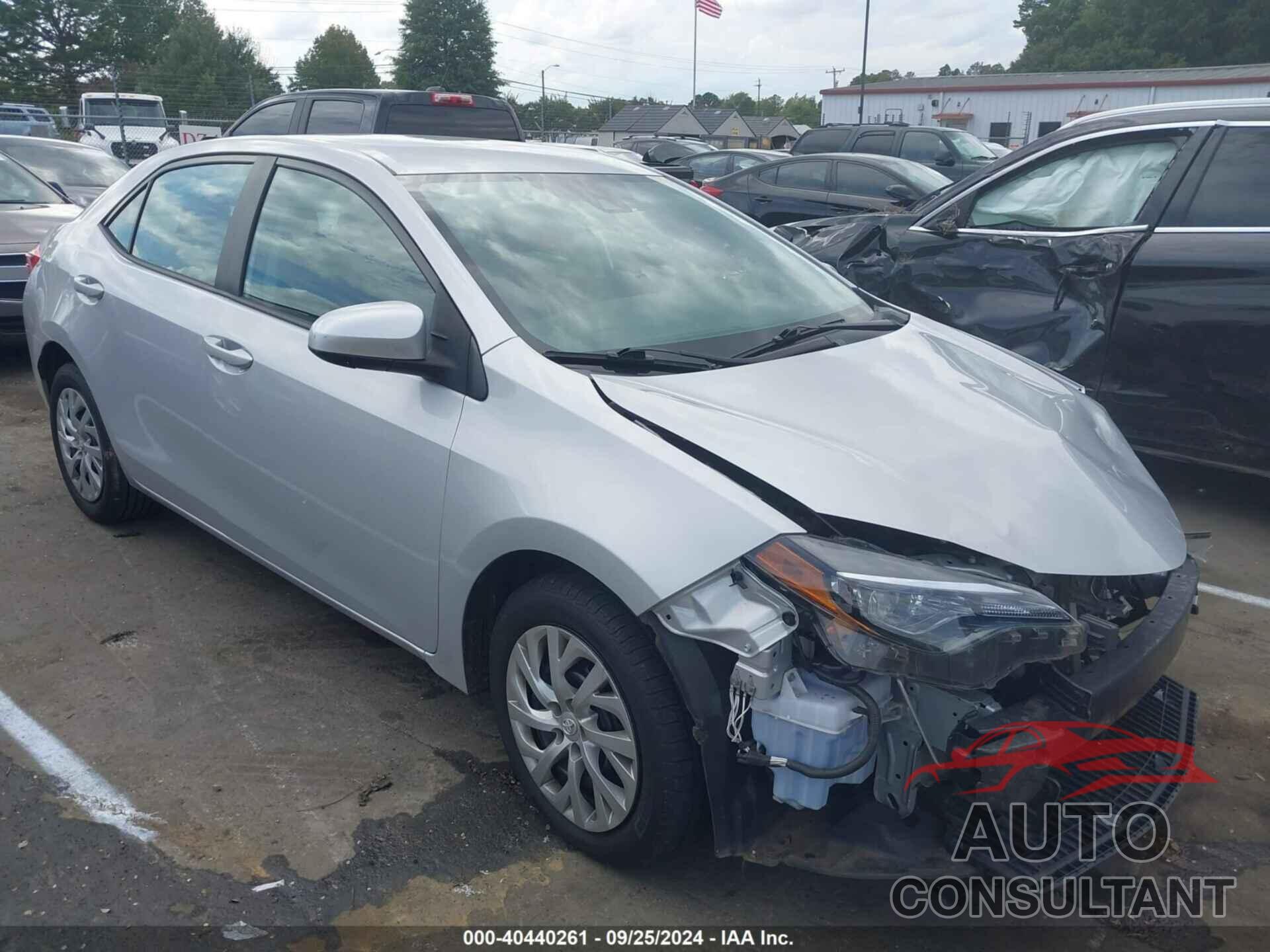 TOYOTA COROLLA 2018 - 2T1BURHE6JC118594