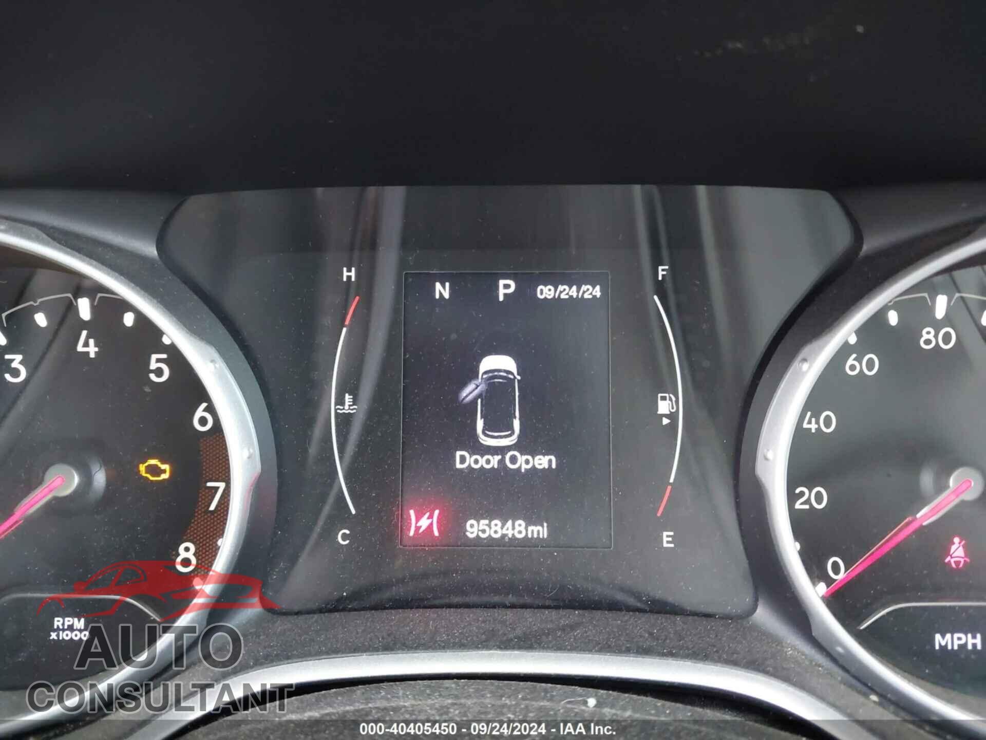 JEEP COMPASS 2018 - 3C4NJDBB9JT282832