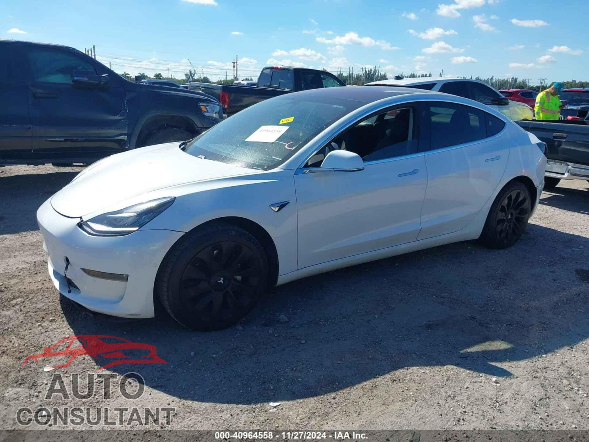 TESLA MODEL 3 2018 - 5YJ3E1EA5JF026327