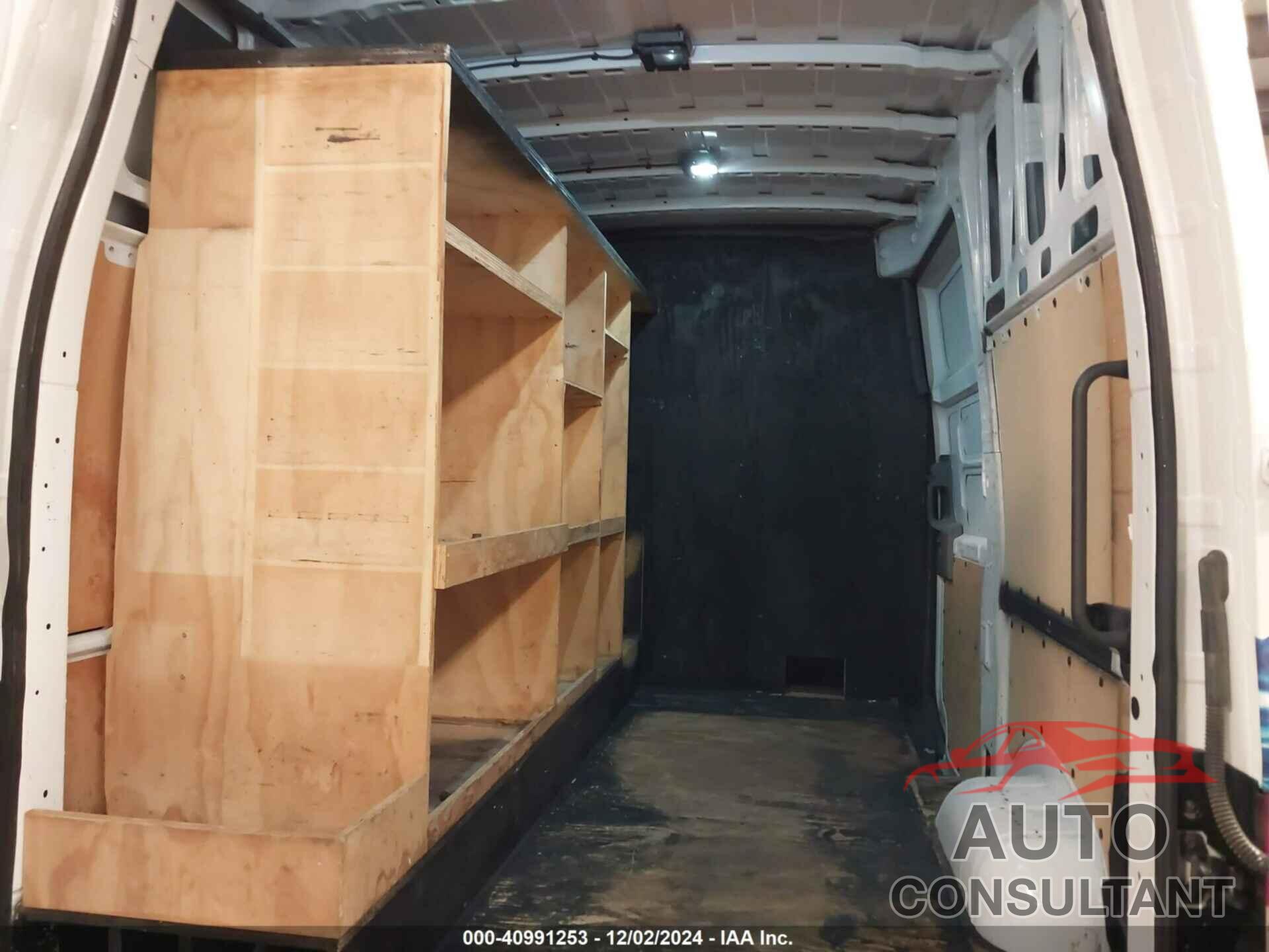 NISSAN NV CARGO NV3500 HD 2020 - 1N6AF0LY7LN811870