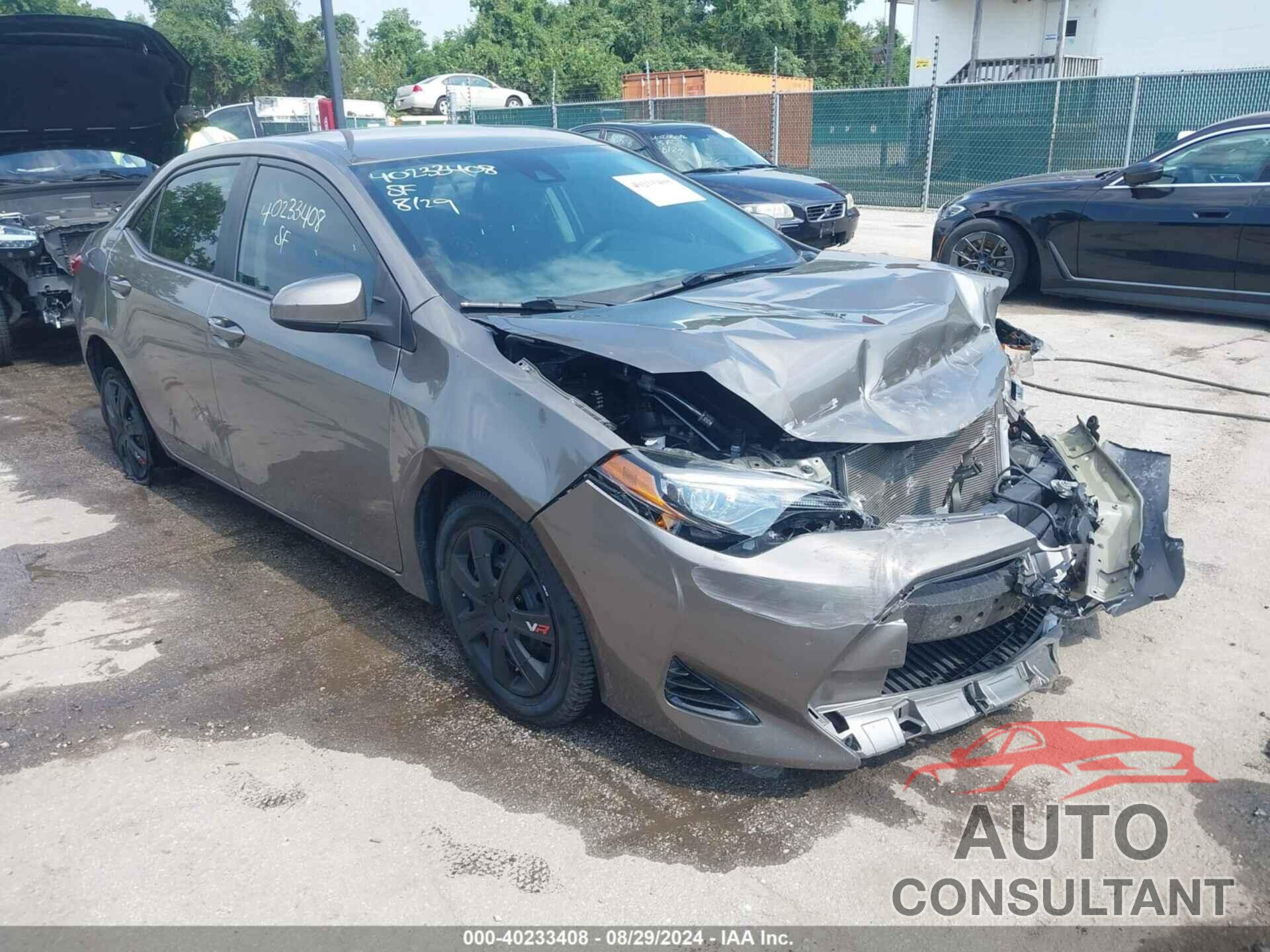 TOYOTA COROLLA 2018 - 2T1BURHE7JC112593