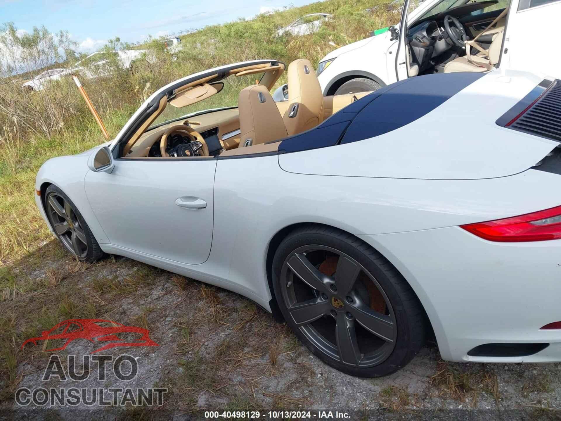 PORSCHE 911 2017 - WP0CA2A93HS141681