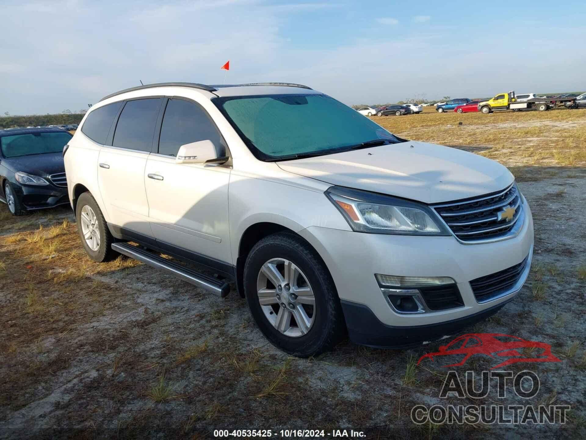 CHEVROLET TRAVERSE 2014 - 1GNKRHKD3EJ215071