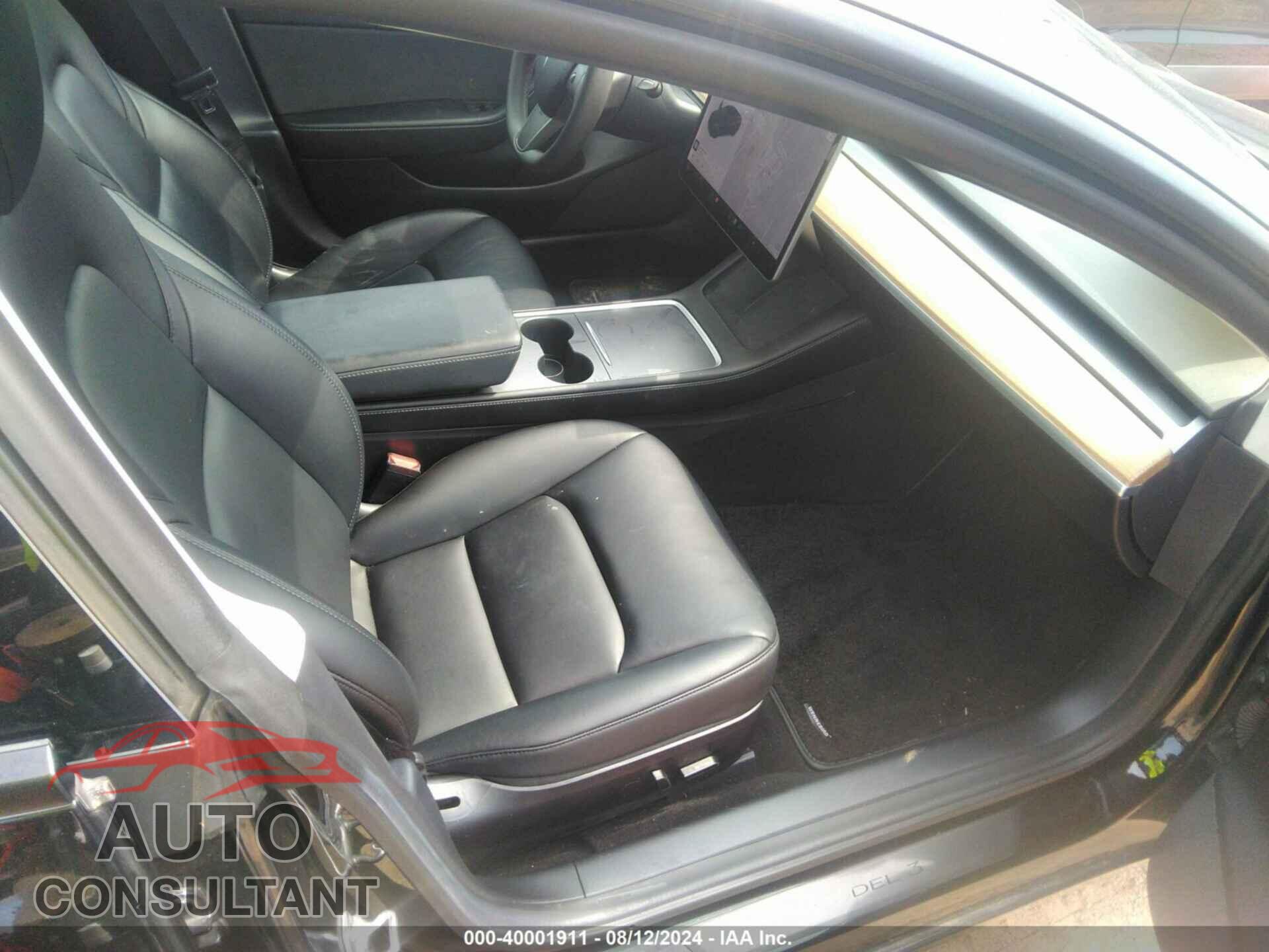 TESLA MODEL 3 2021 - 5YJ3E1EA4MF058450