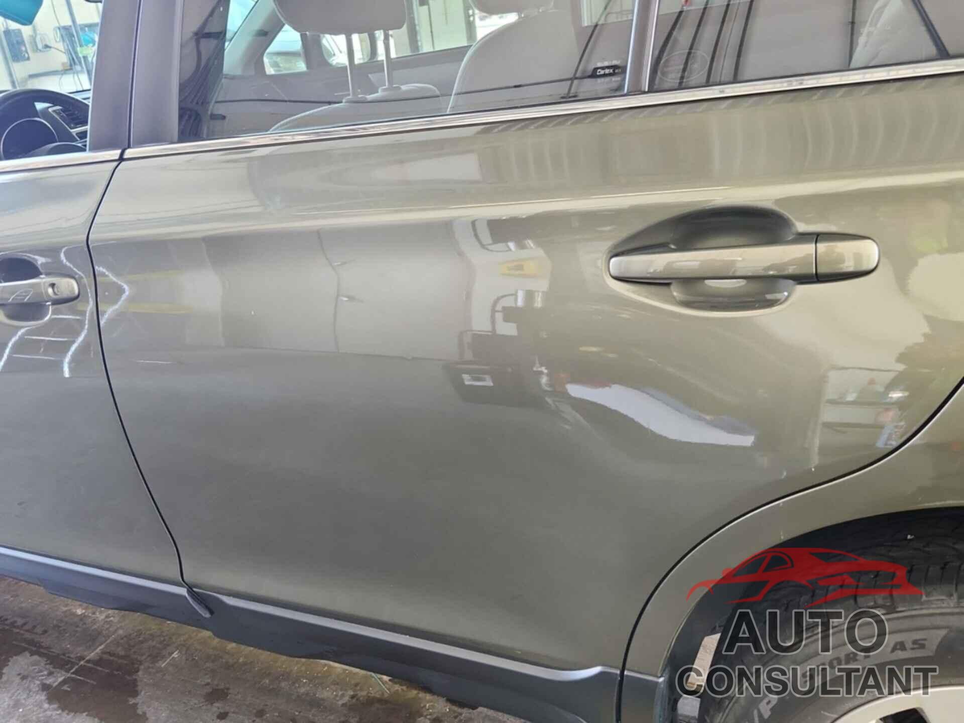 SUBARU OUTBACK 2018 - 4S4BSAFC5J3277362