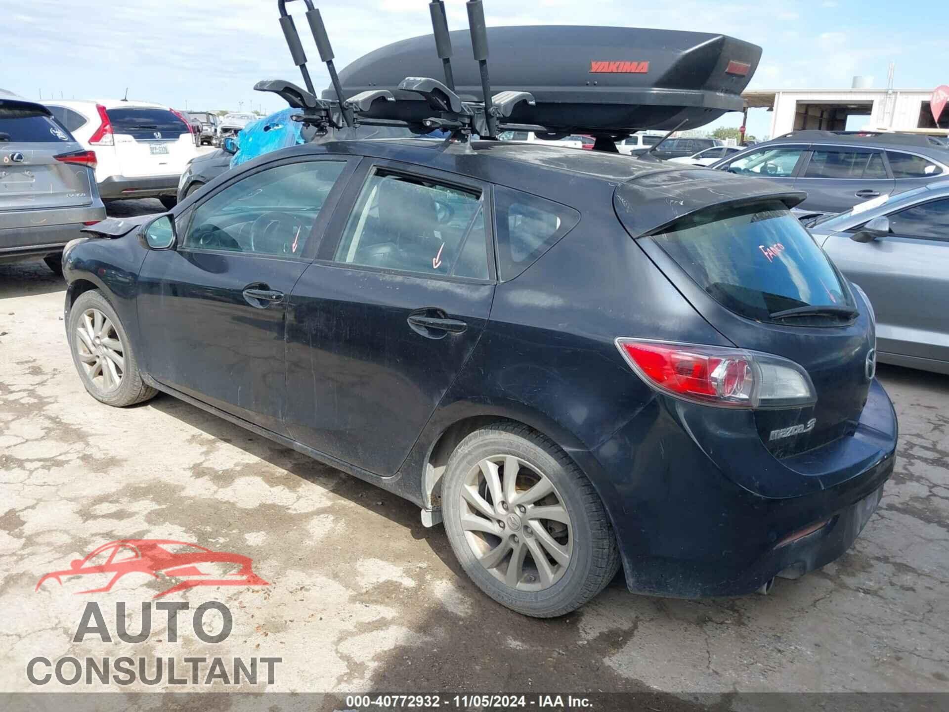 MAZDA MAZDA3 2012 - JM1BL1M73C1550997
