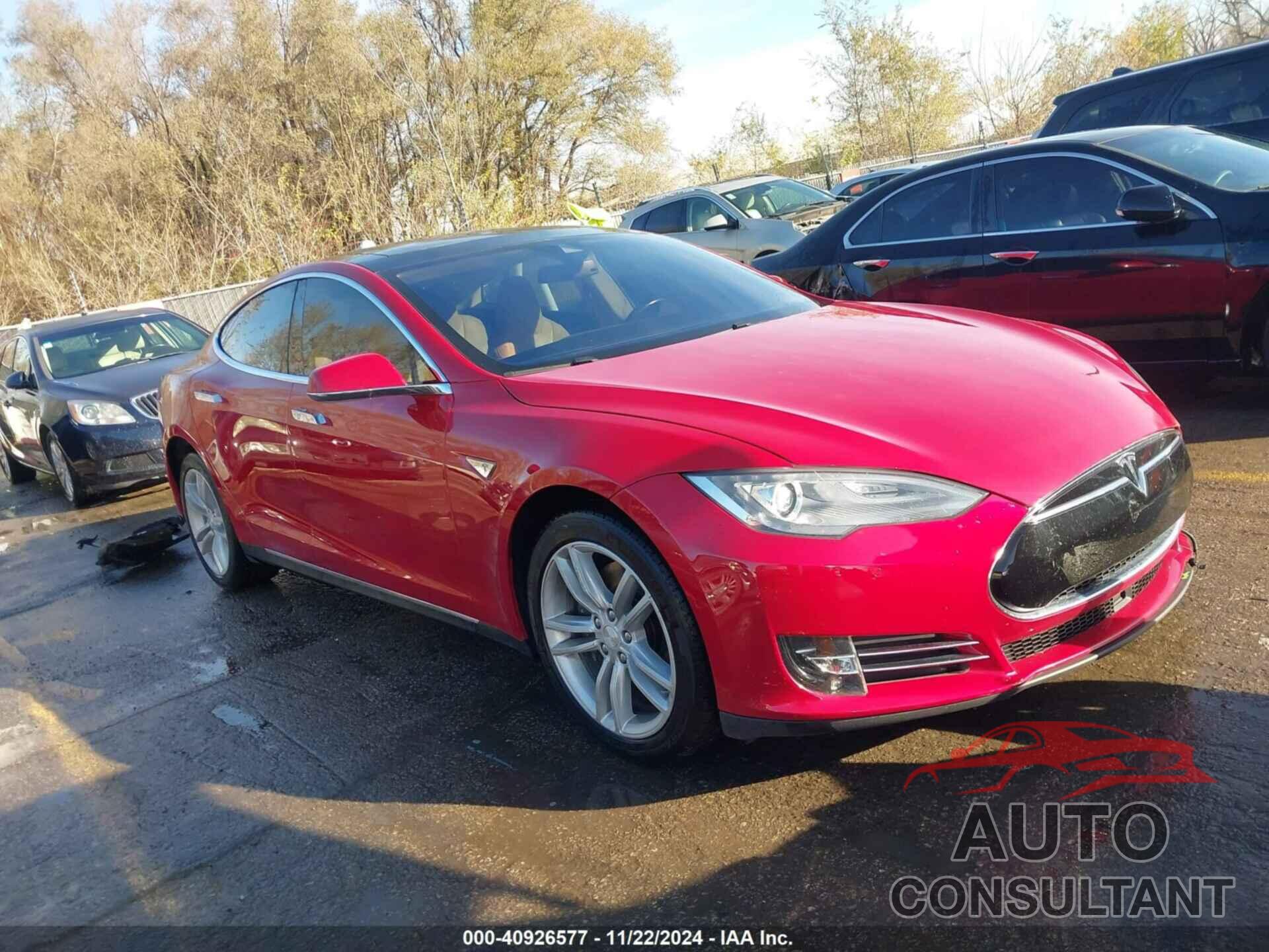 TESLA MODEL S 2015 - 5YJSA1E21FF102861