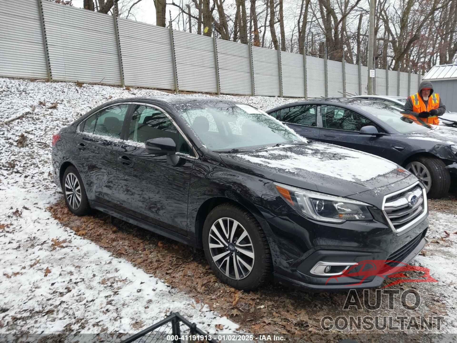 SUBARU LEGACY 2019 - 4S3BNAF6XK3025372