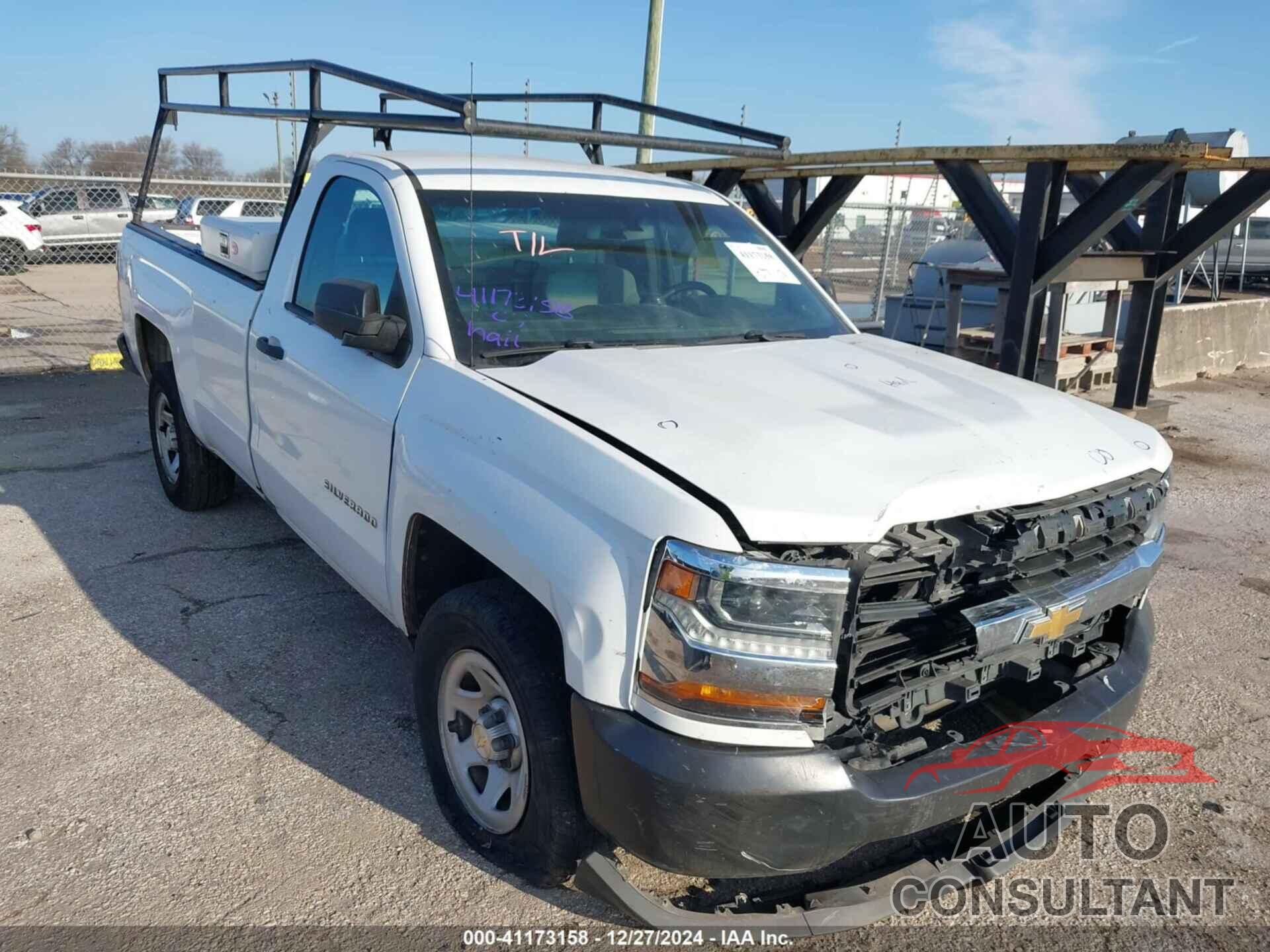 CHEVROLET SILVERADO 1500 2018 - 1GCNCNEHXJZ264512