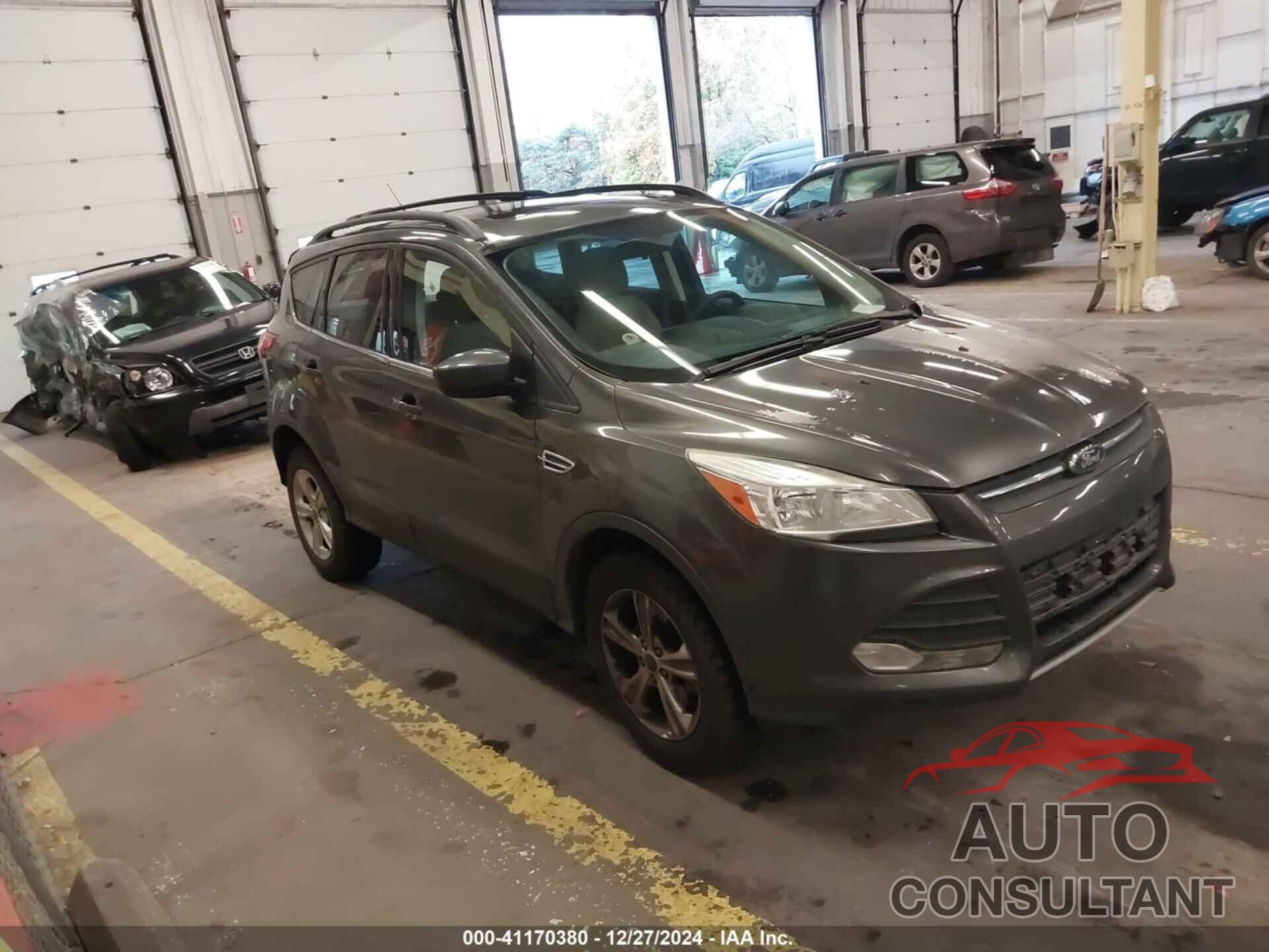 FORD ESCAPE 2015 - 1FMCU9G93FUA28852