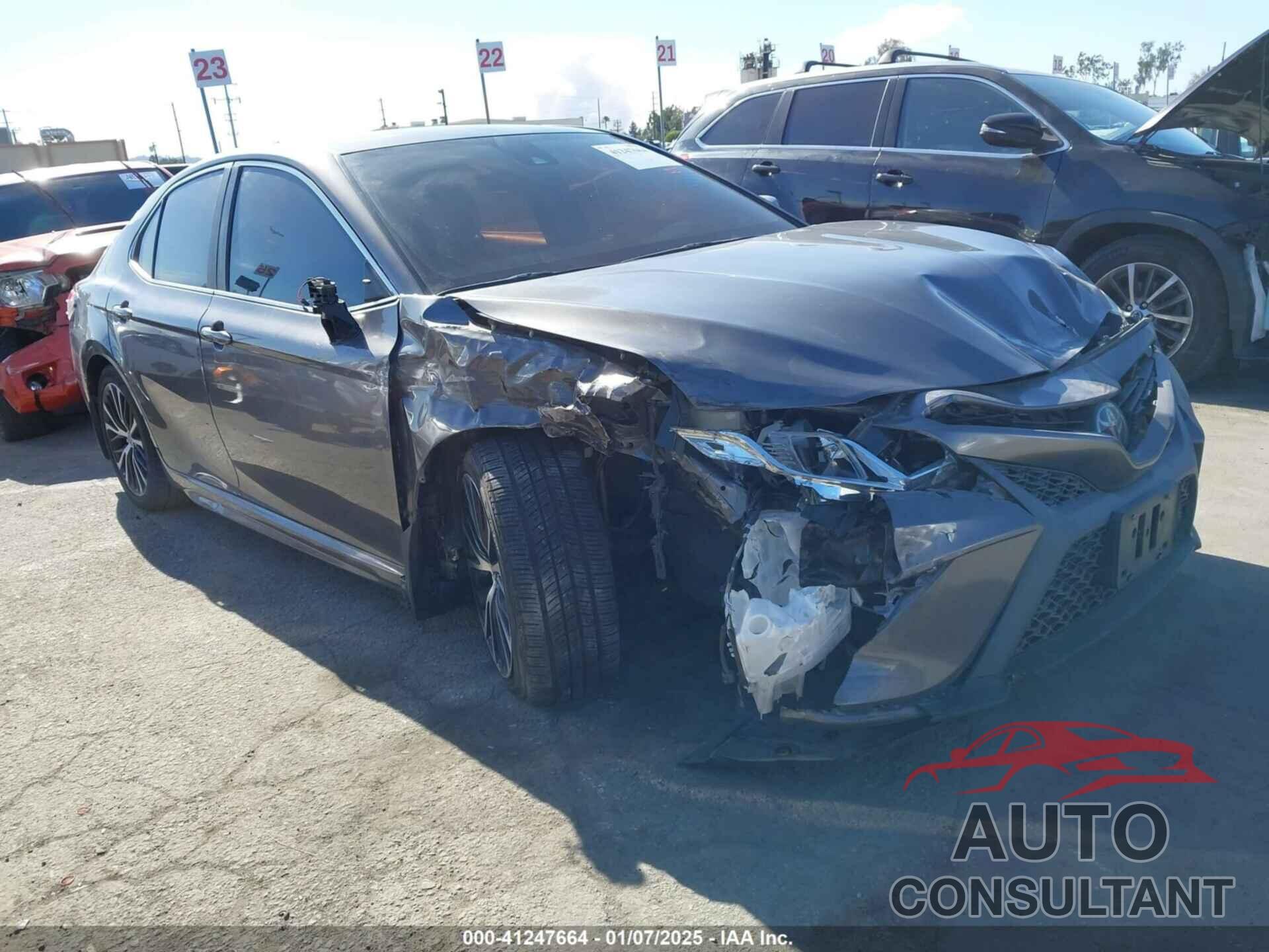 TOYOTA CAMRY 2019 - 4T1B11HK4KU810093