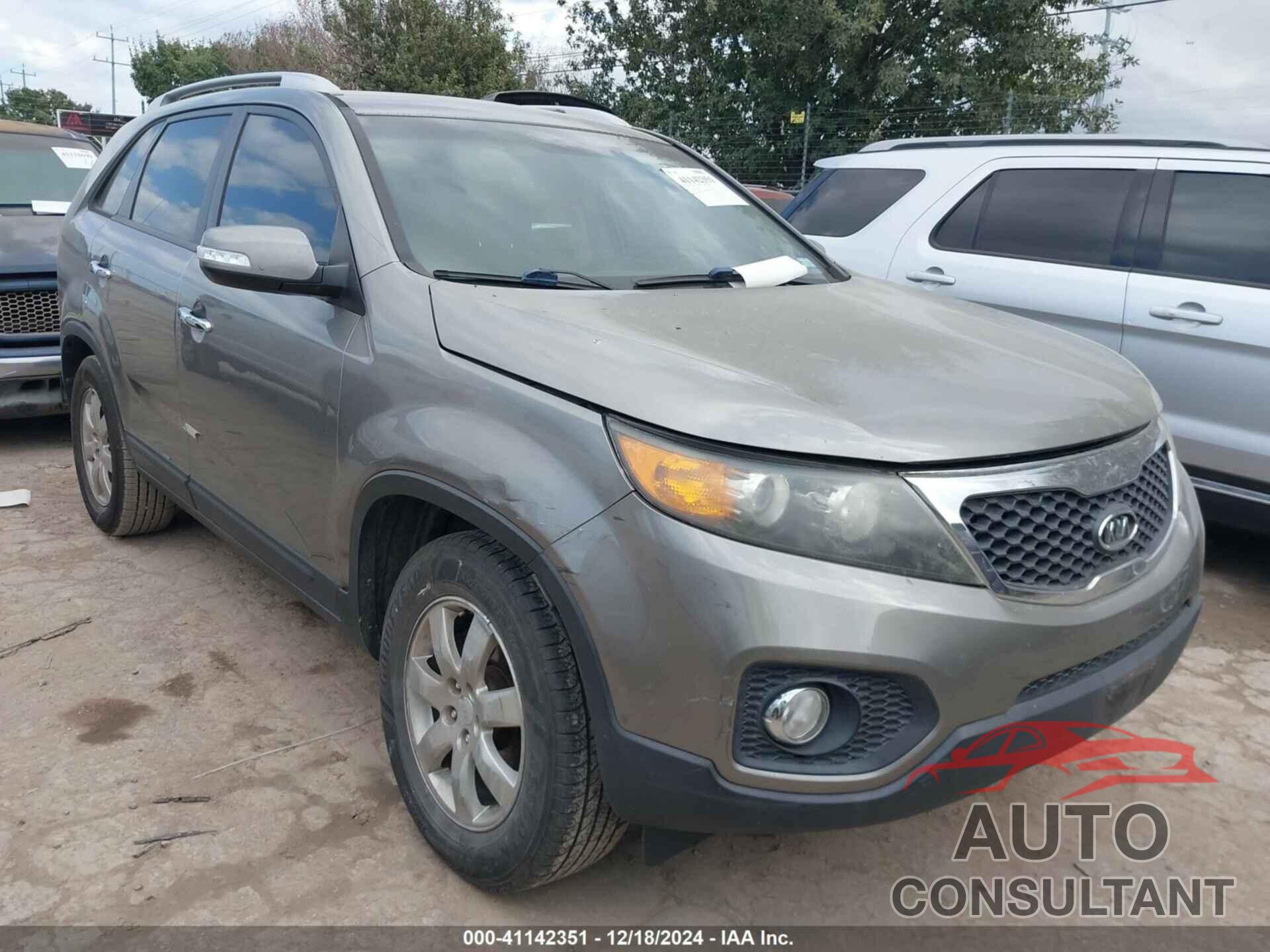 KIA SORENTO 2011 - 5XYKT4A16BG154563