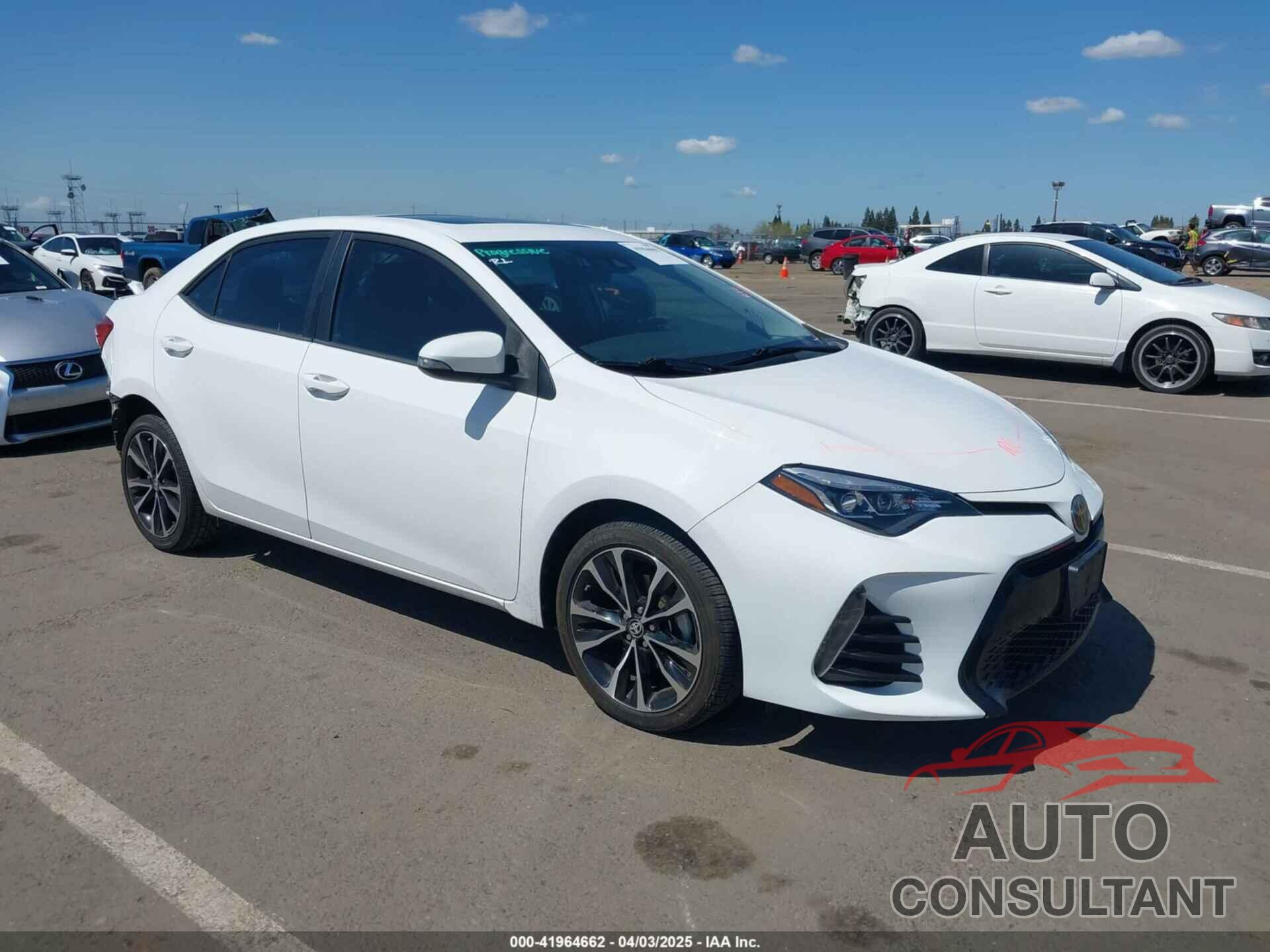 TOYOTA COROLLA 2018 - 2T1BURHE1JC089408